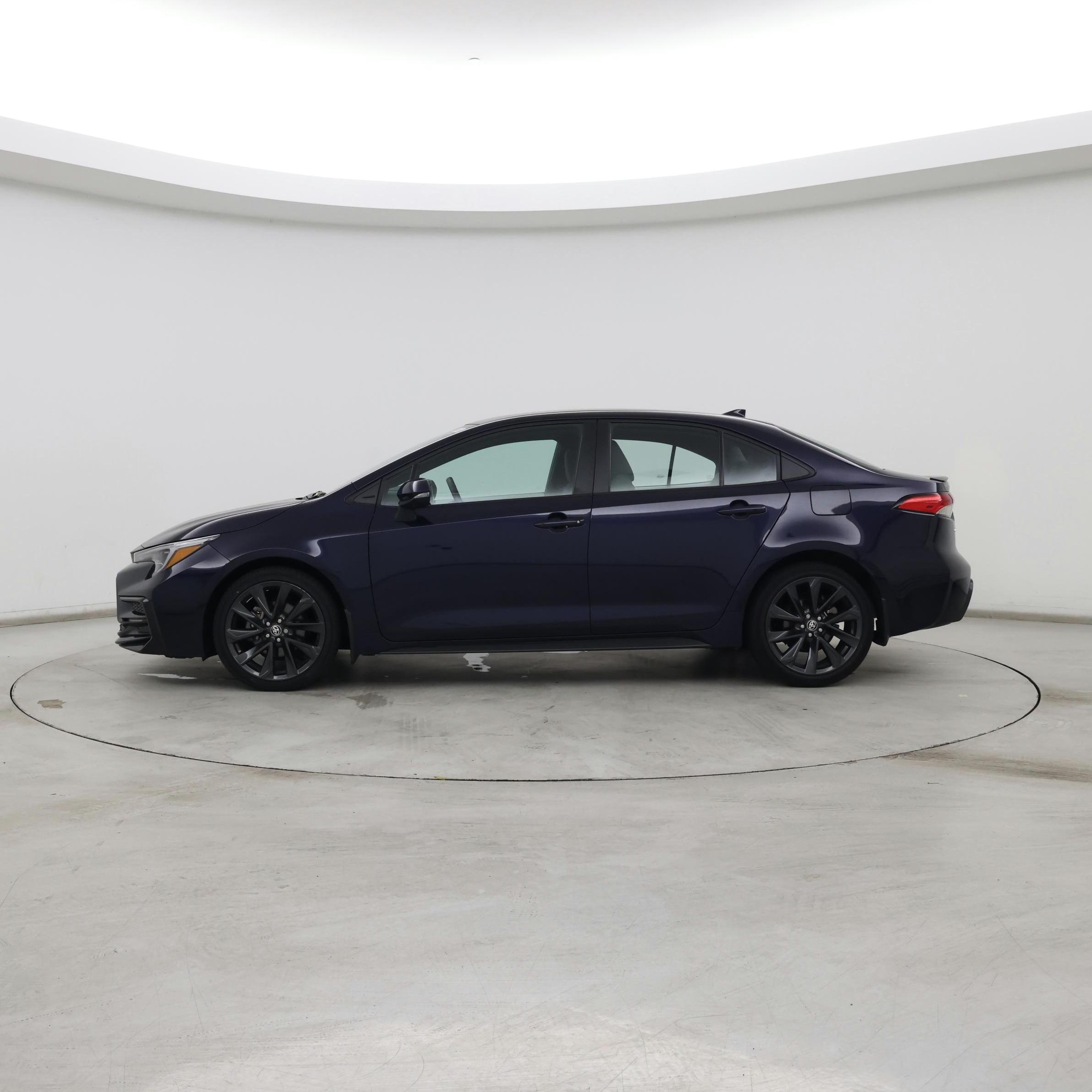 Thumbnail: 2023 Toyota Corolla - 3
