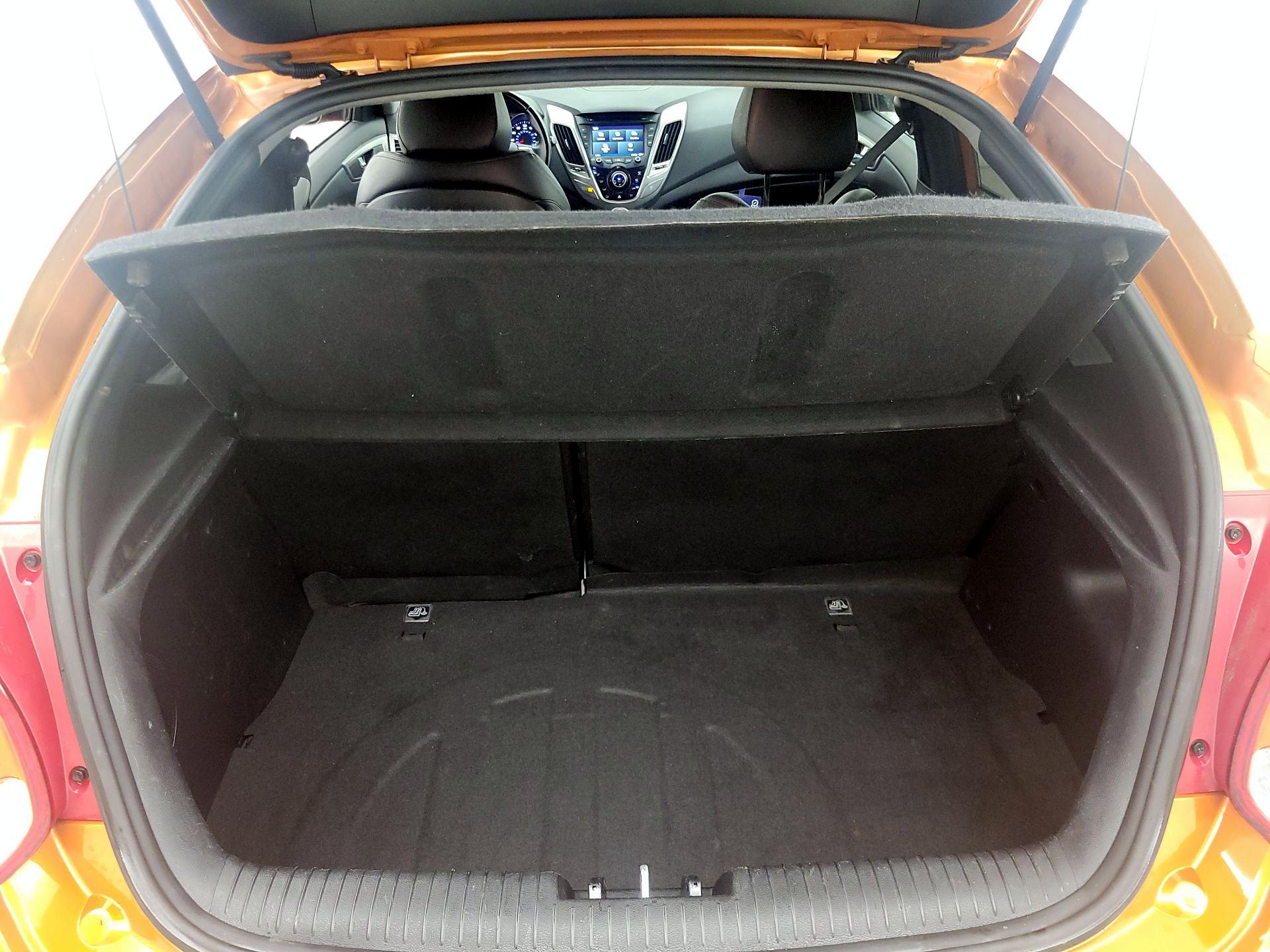 Thumbnail: 2014 Hyundai Veloster - 20
