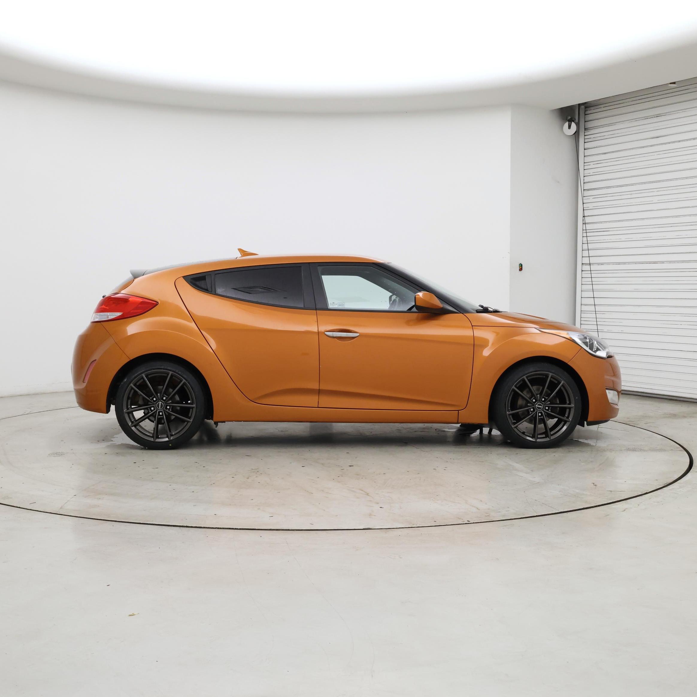 Thumbnail: 2014 Hyundai Veloster - 7
