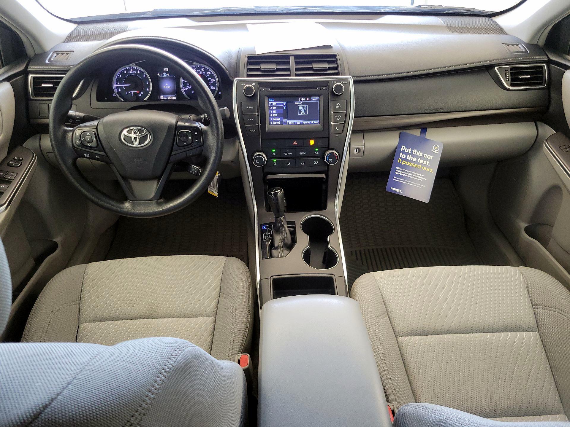Thumbnail: 2016 Toyota Camry - 9