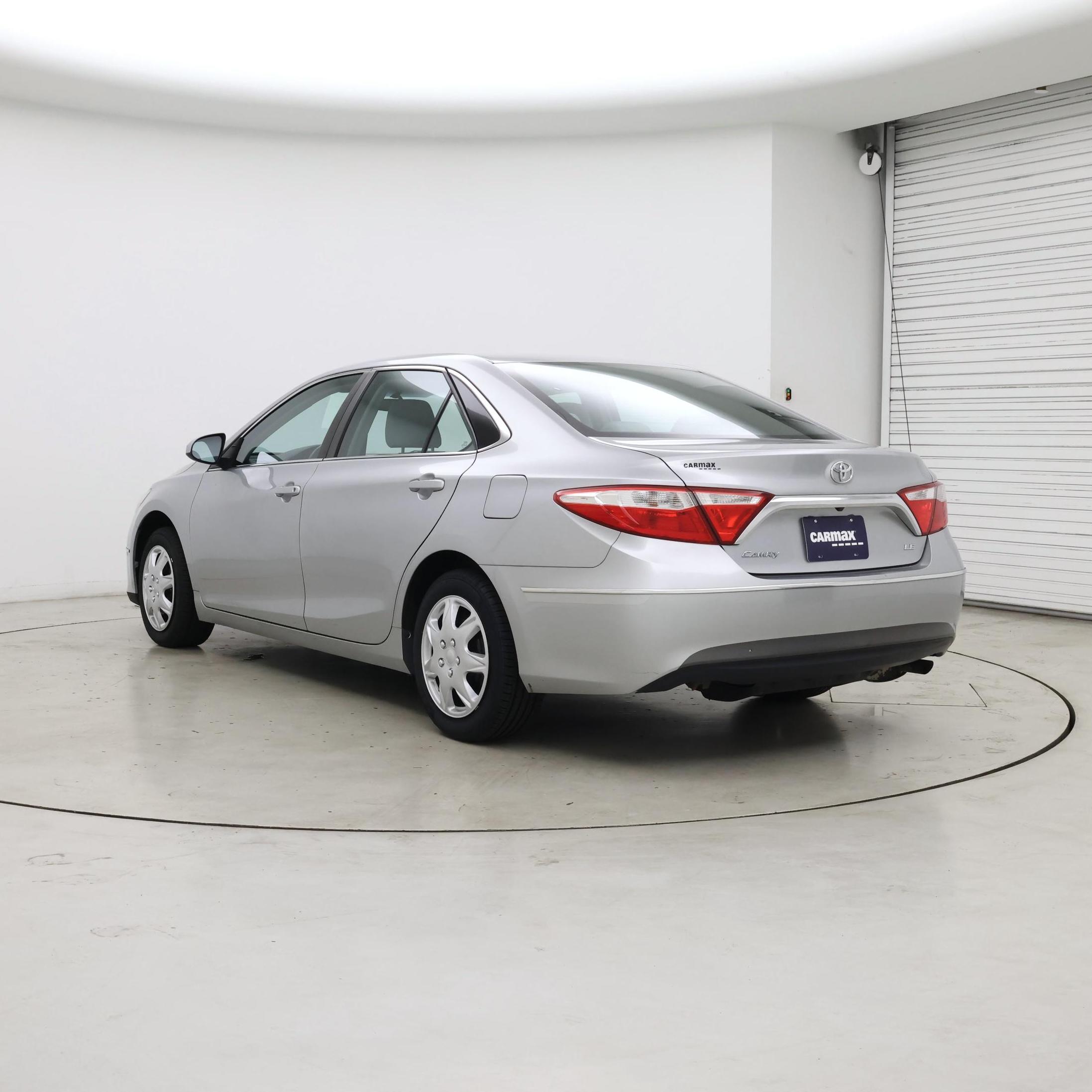 Thumbnail: 2016 Toyota Camry - 2