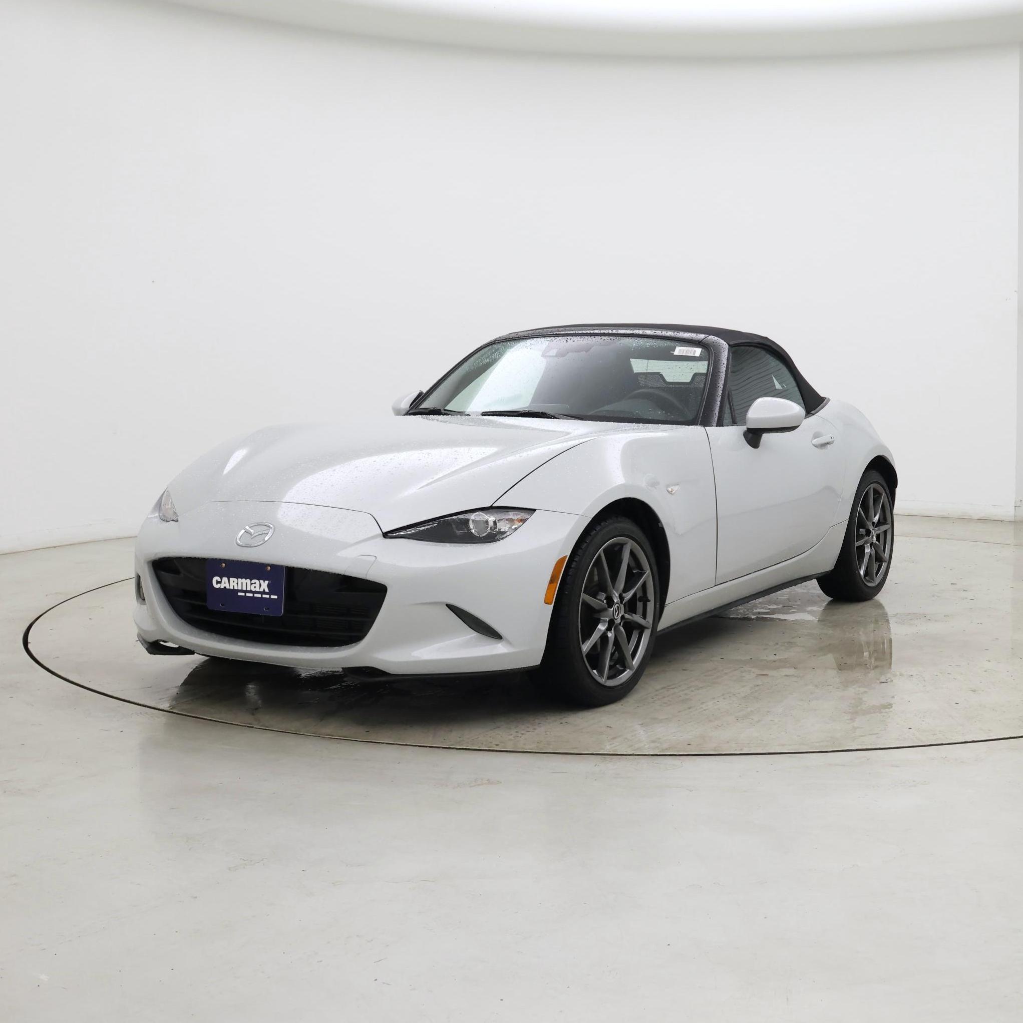 Thumbnail: 2016 Mazda MX-5 Miata - 4