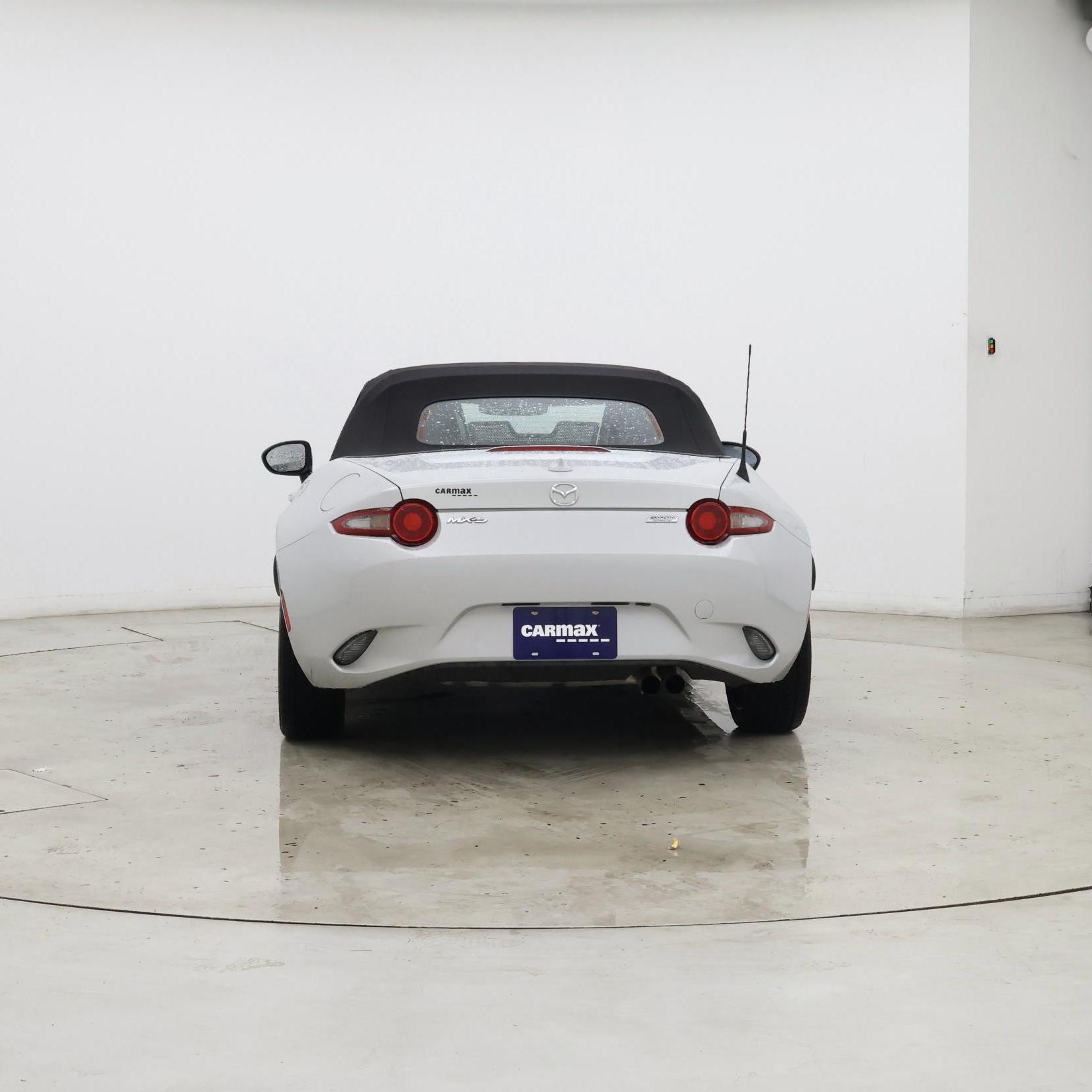 Thumbnail: 2016 Mazda MX-5 Miata - 6