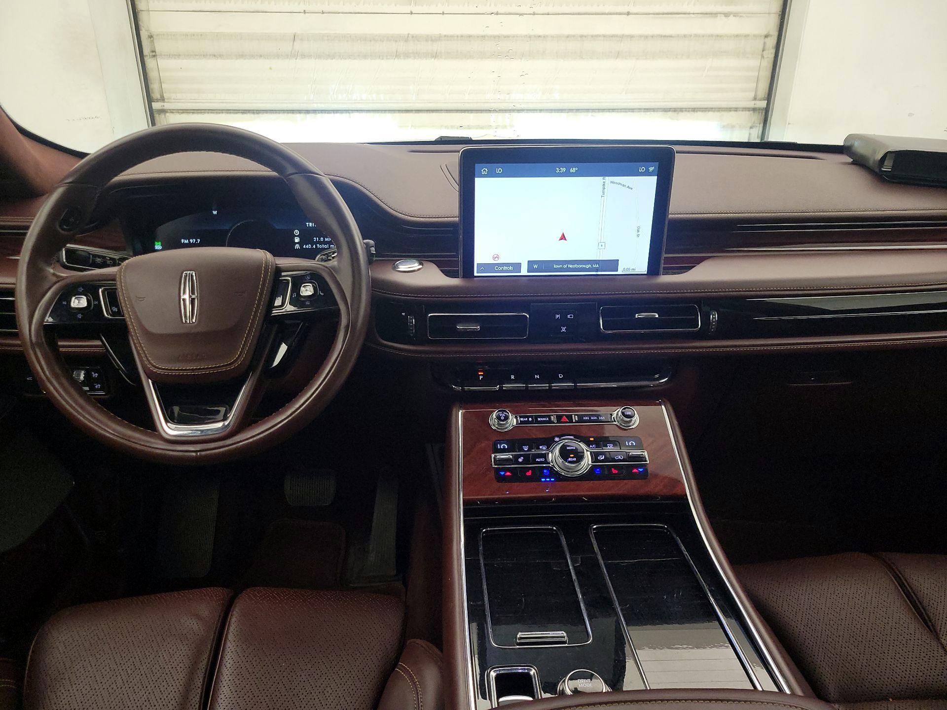 Thumbnail: 2020 Lincoln Aviator - 9