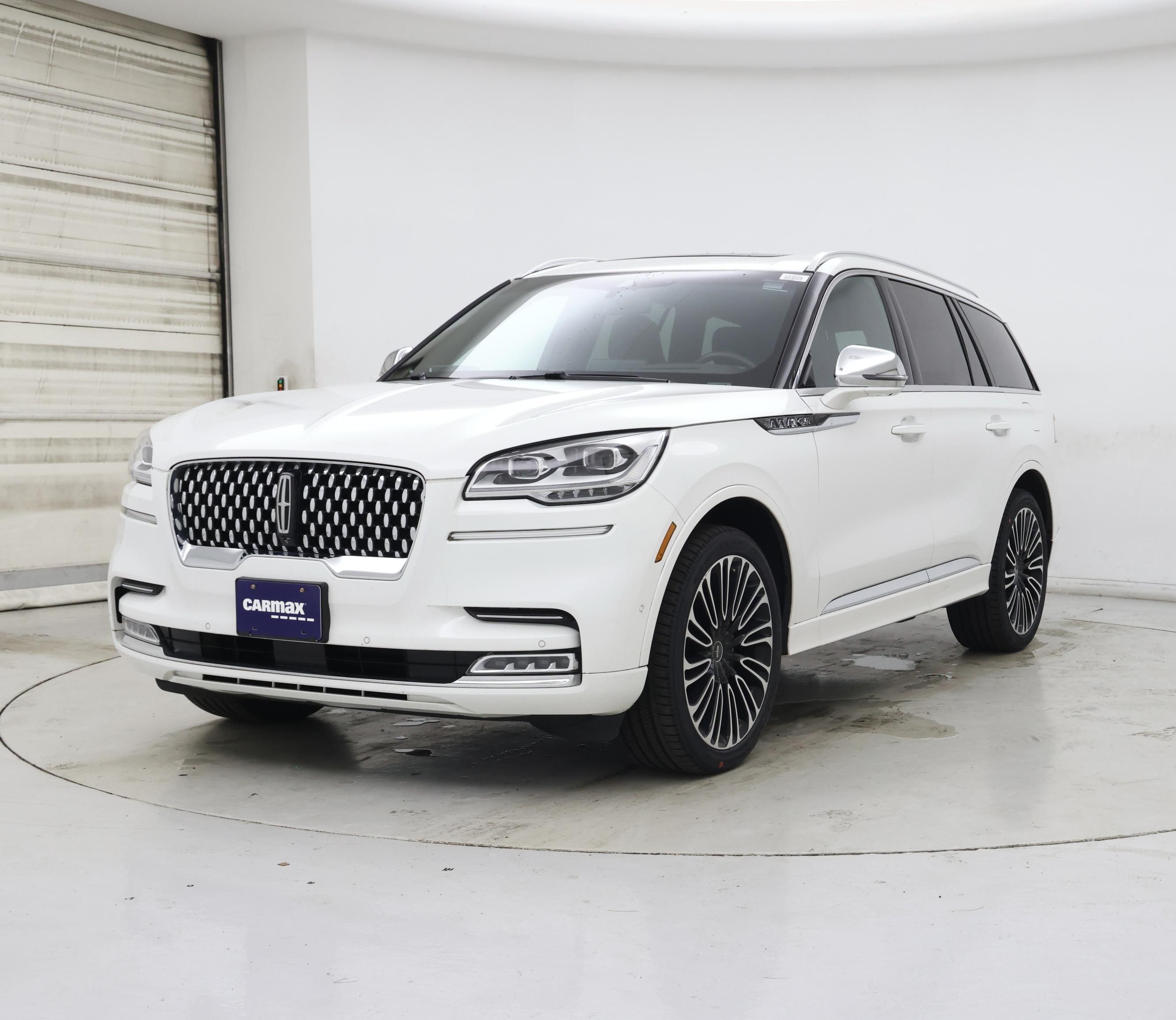 Thumbnail: 2020 Lincoln Aviator - 4