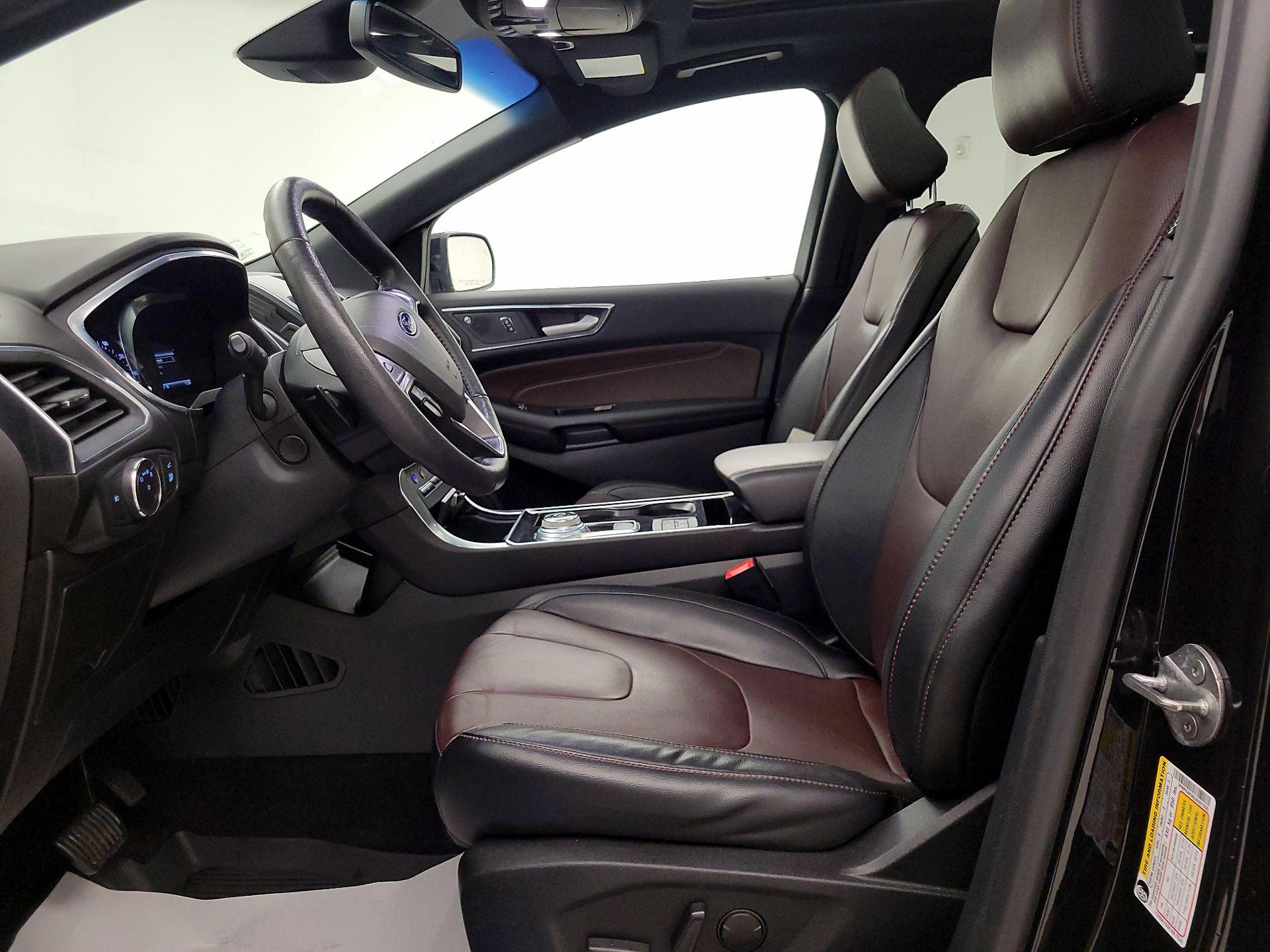 Thumbnail: 2020 Ford Edge - 11