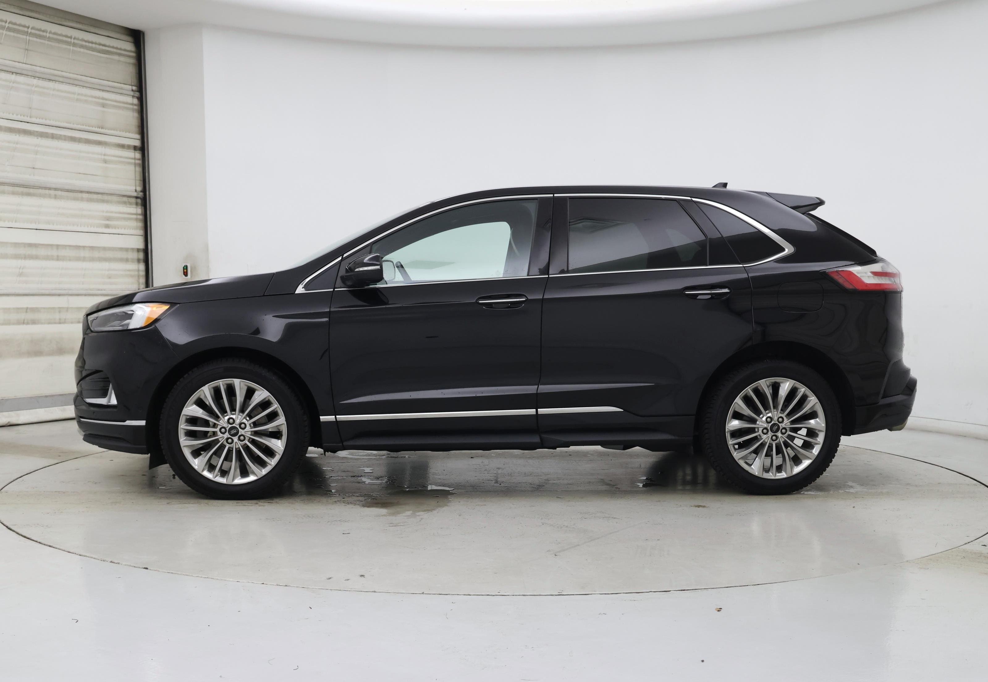 Thumbnail: 2020 Ford Edge - 3