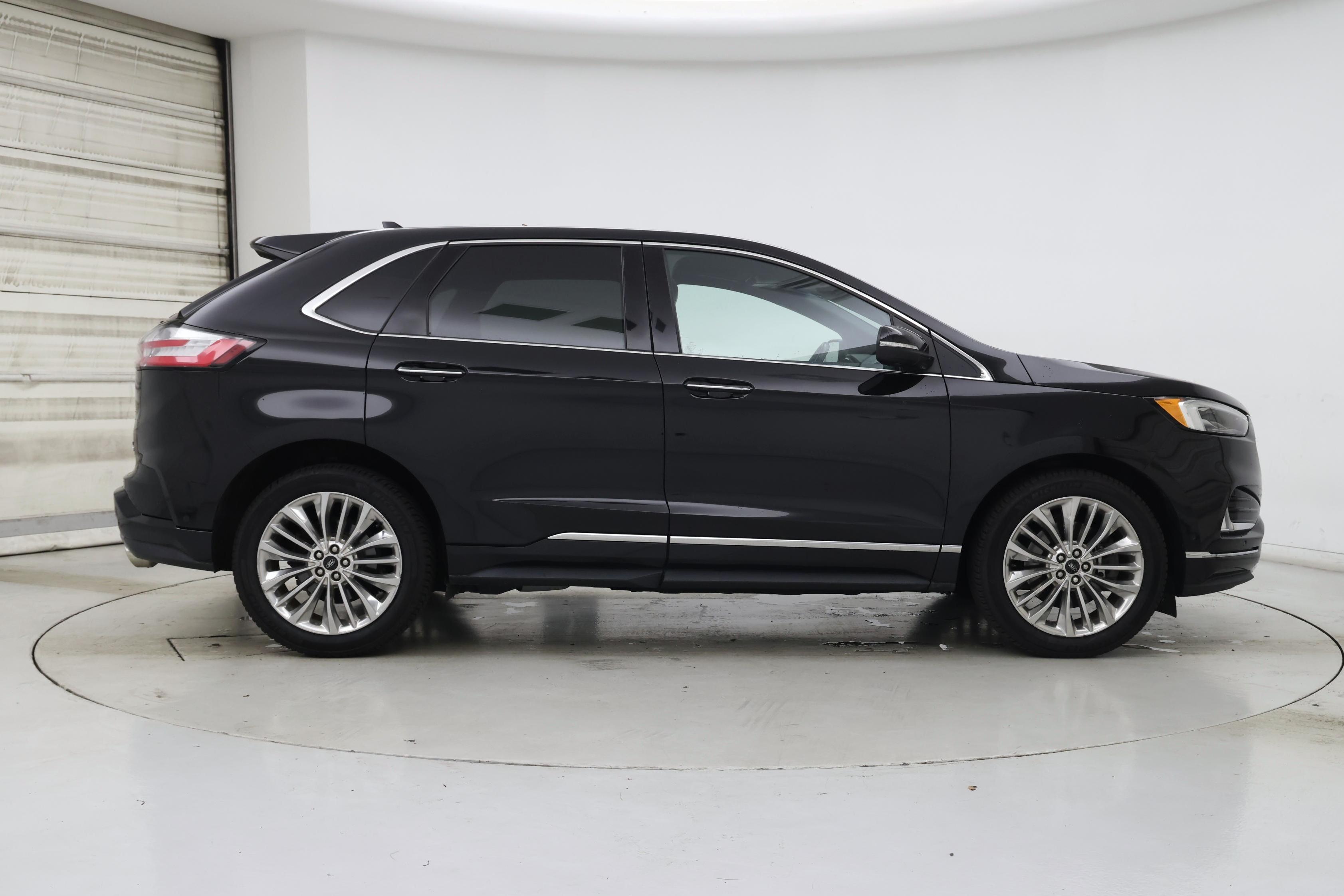 Thumbnail: 2020 Ford Edge - 7