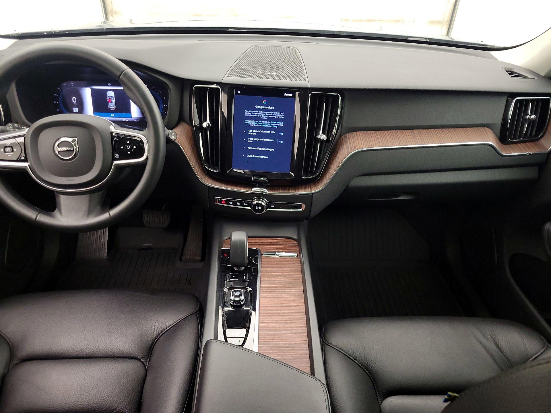 Thumbnail: 2023 Volvo XC60 - 9