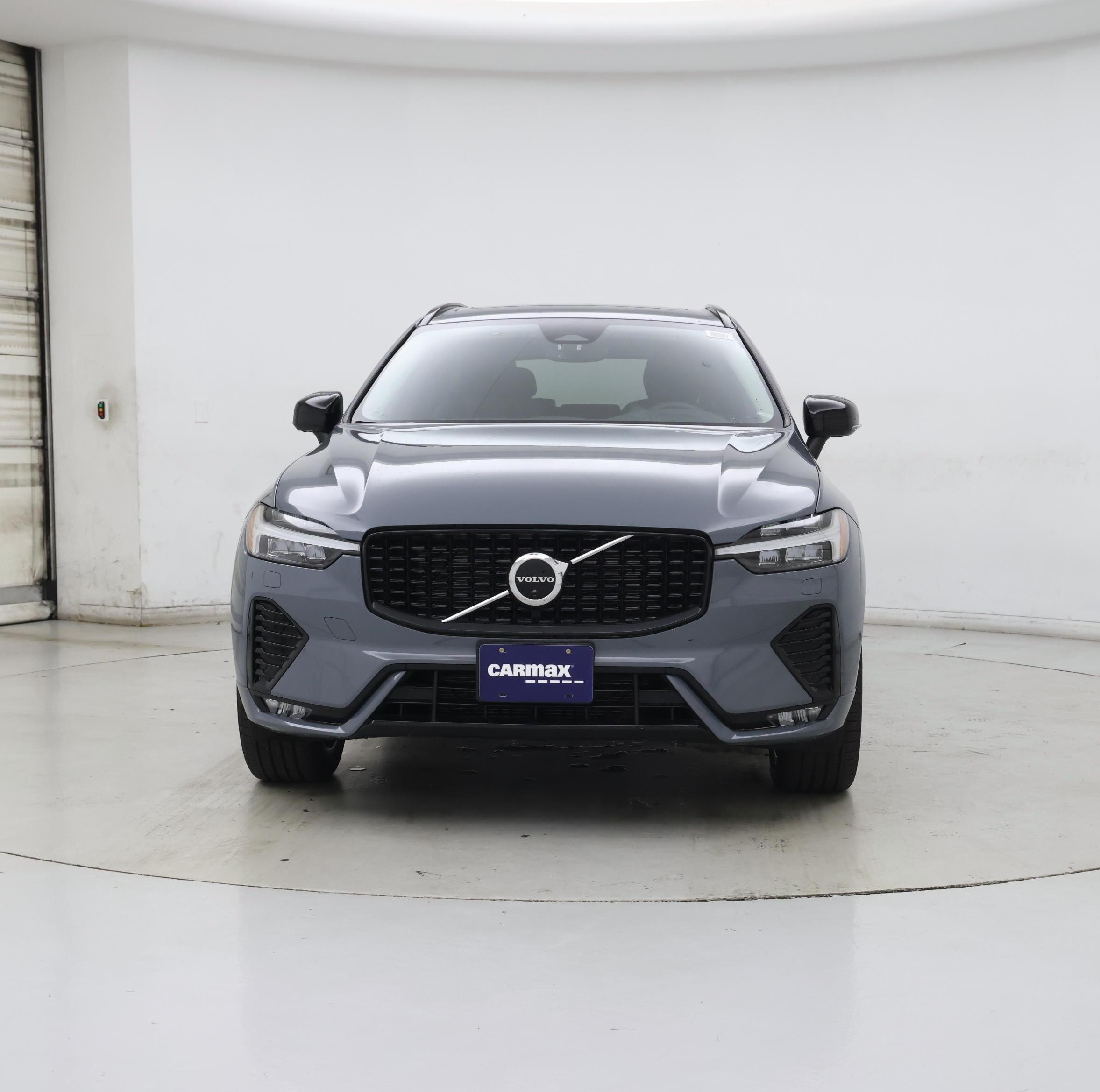 Thumbnail: 2023 Volvo XC60 - 5