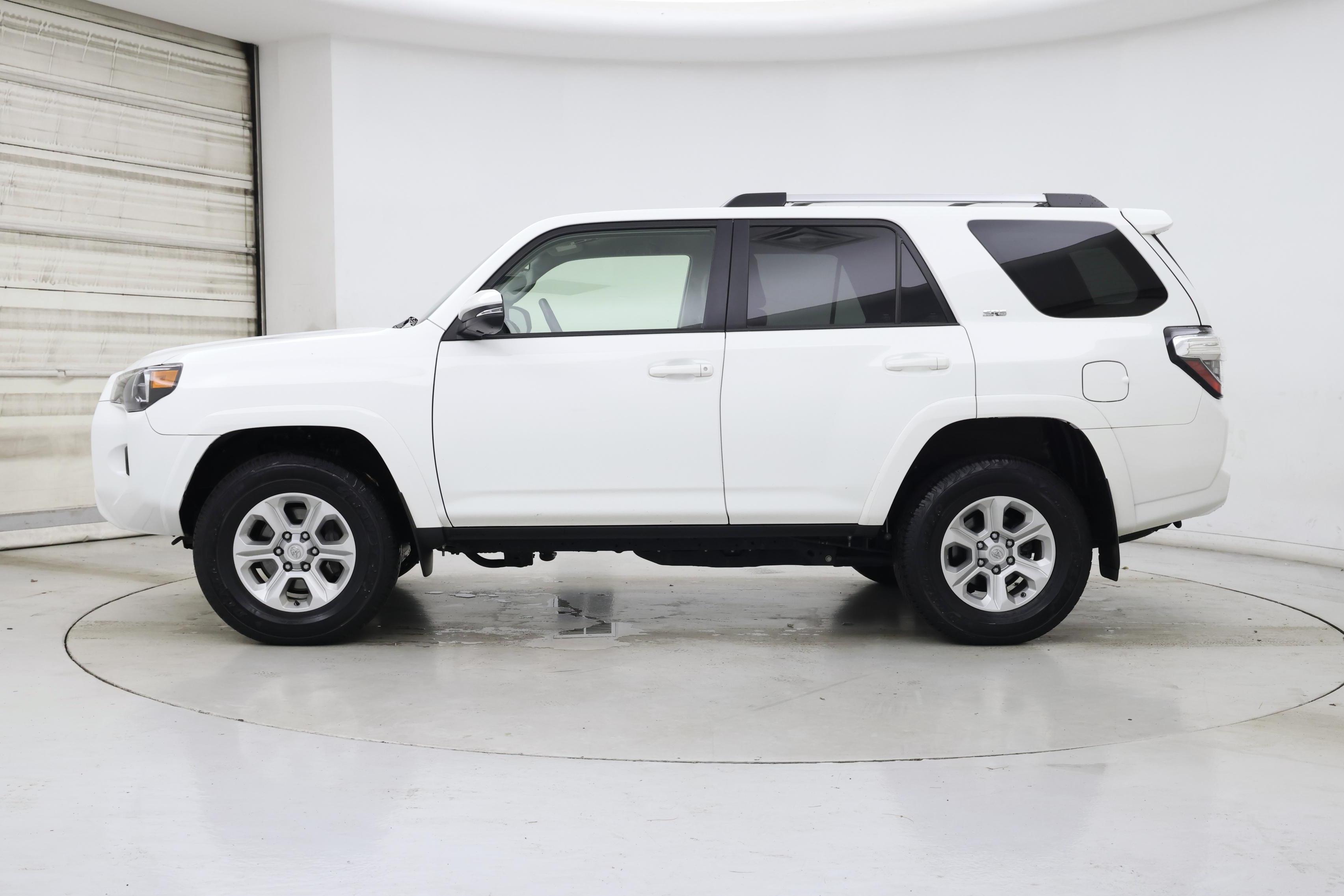 Thumbnail: 2023 Toyota 4Runner - 3