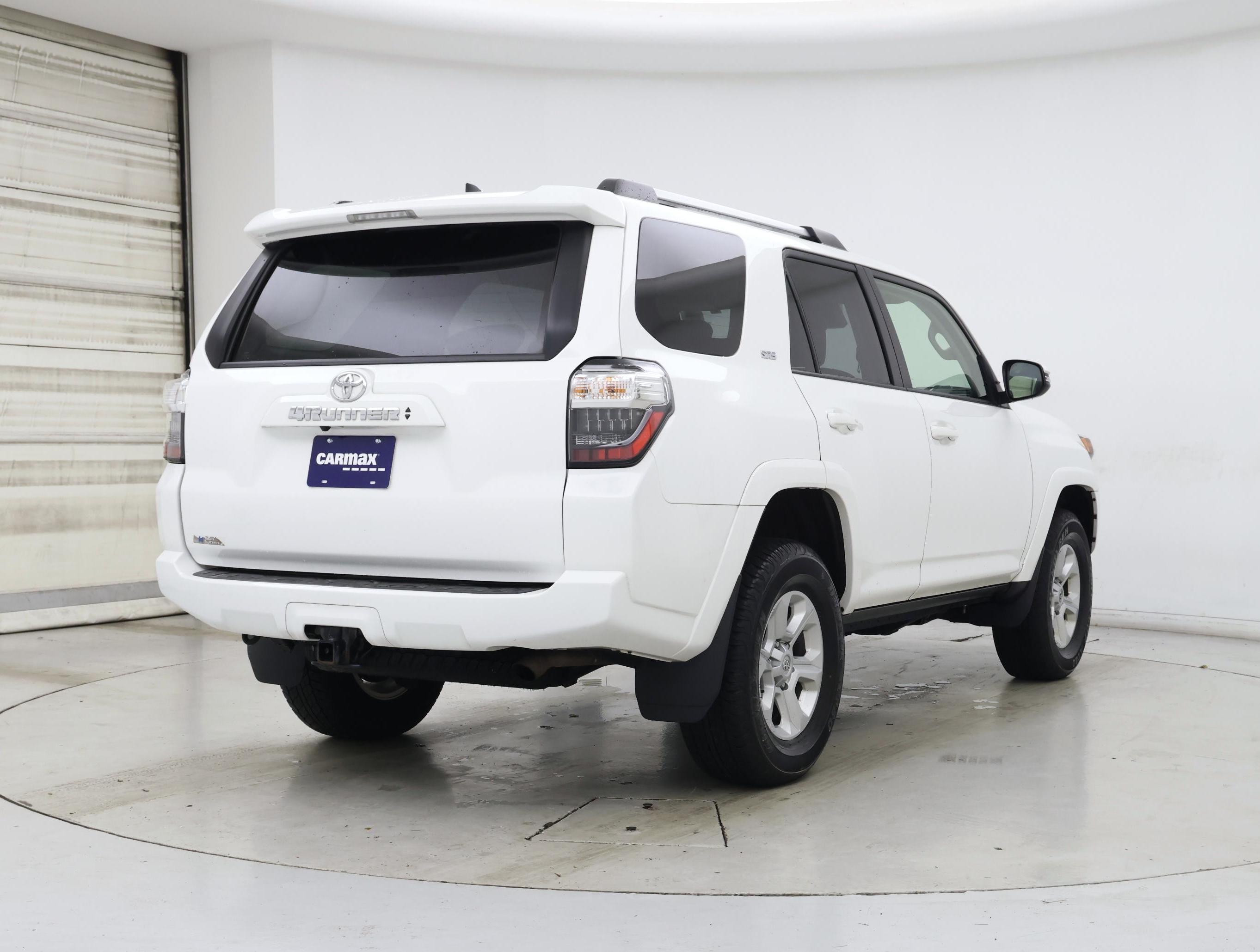 Thumbnail: 2023 Toyota 4Runner - 8