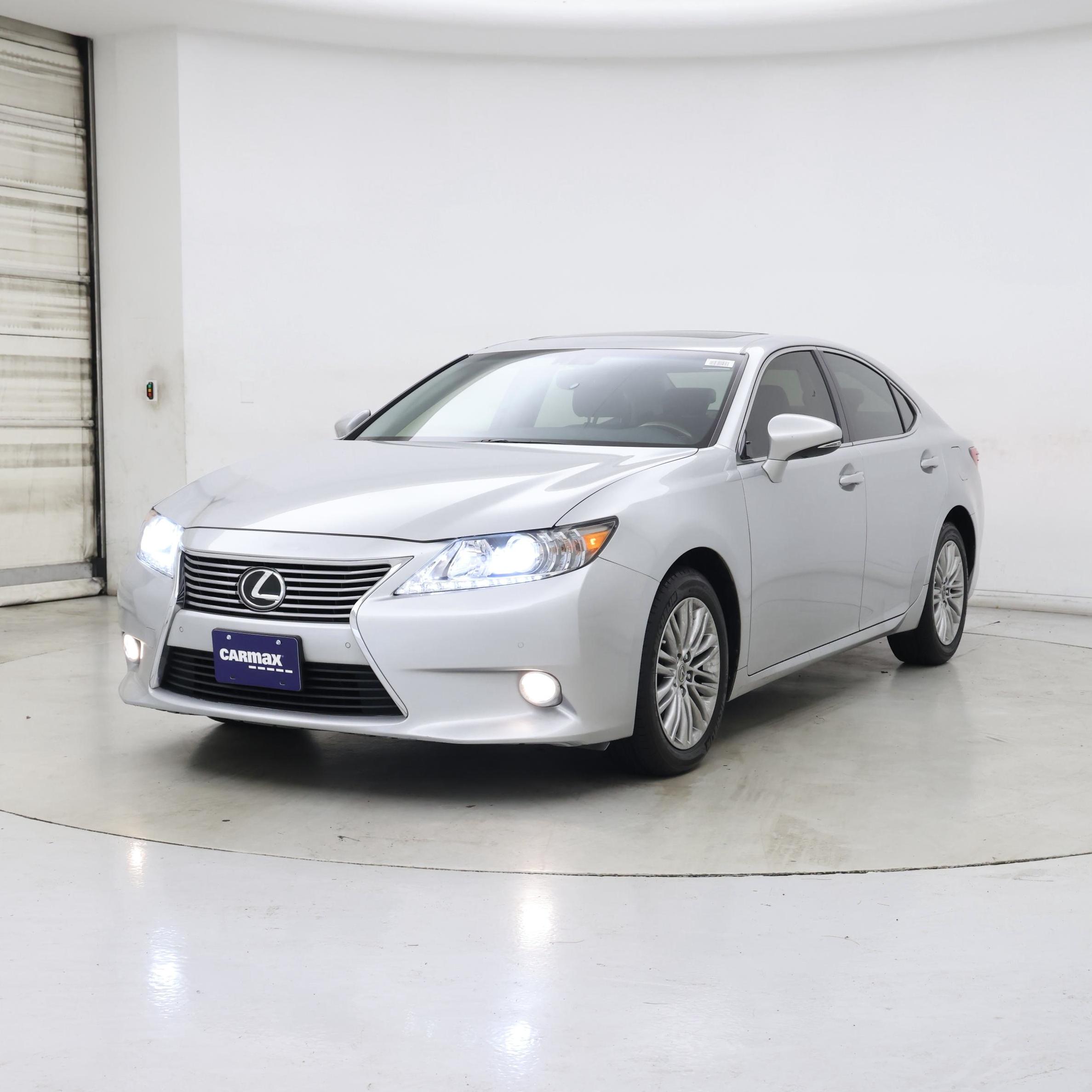 Thumbnail: 2013 Lexus ES - 4