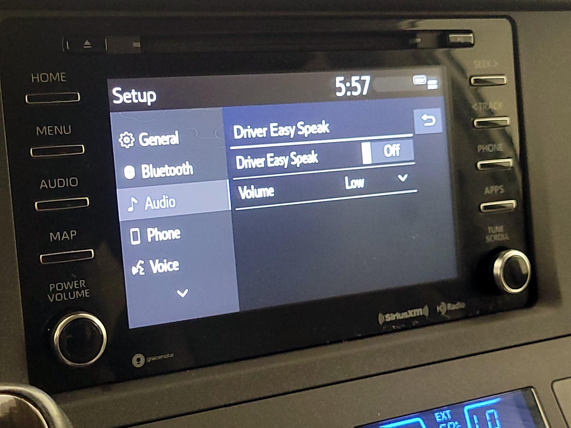 Thumbnail: 2019 Toyota Sienna - 16
