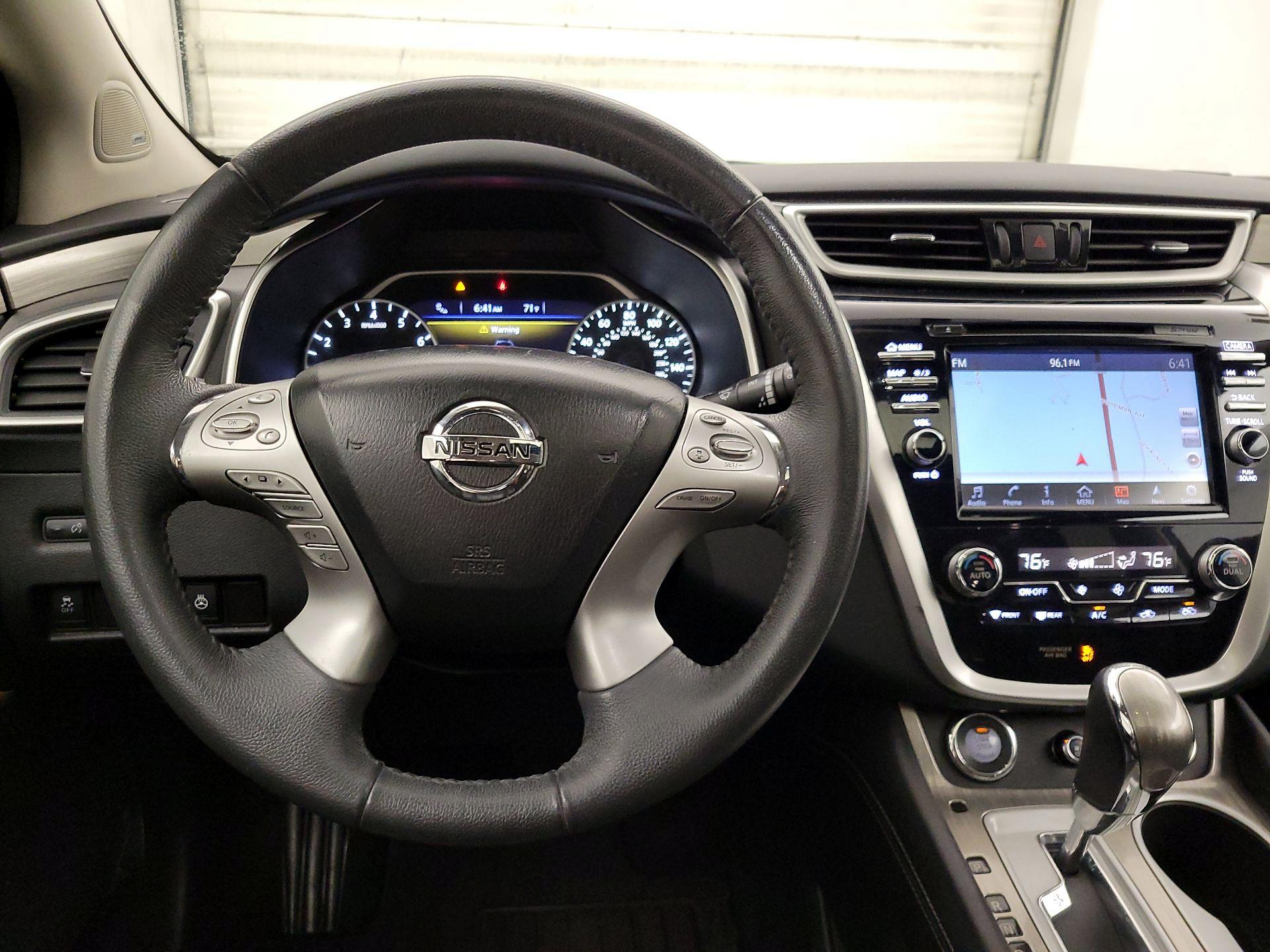 Thumbnail: 2015 Nissan Murano - 10