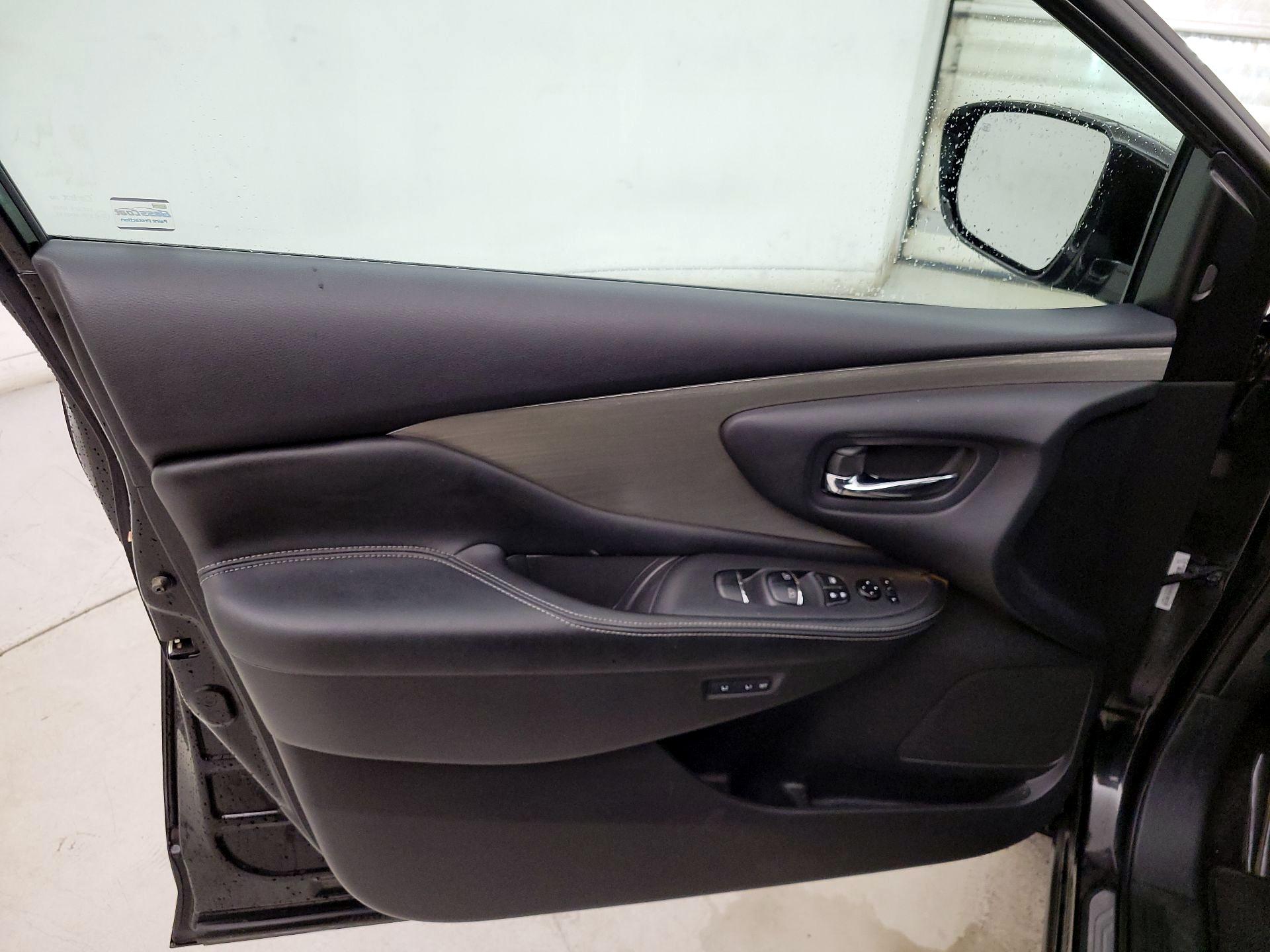 Thumbnail: 2015 Nissan Murano - 12