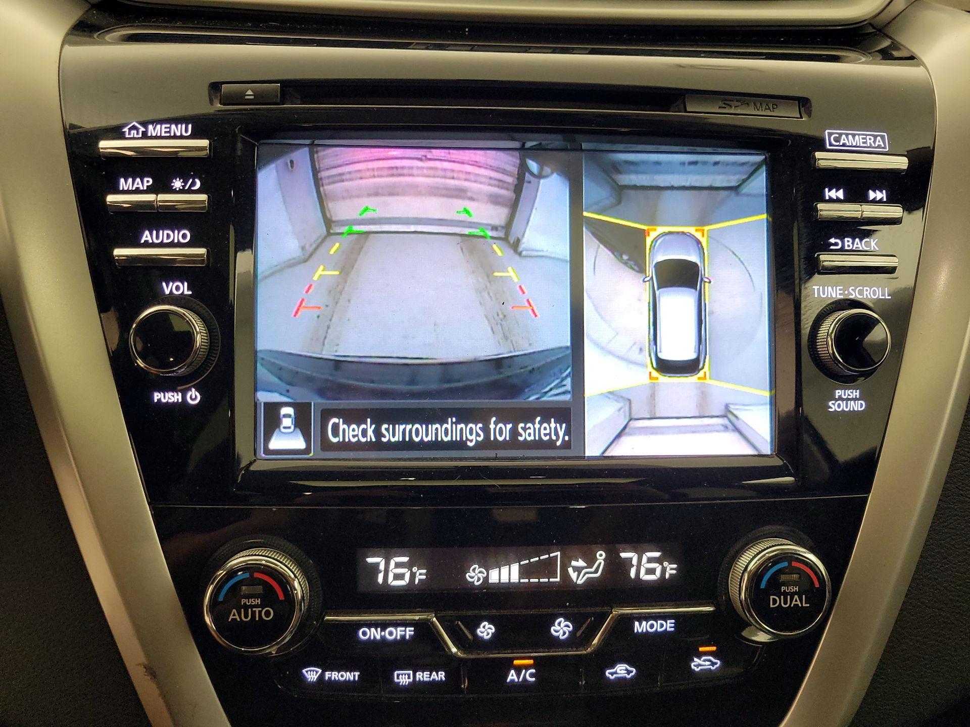 Thumbnail: 2015 Nissan Murano - 15