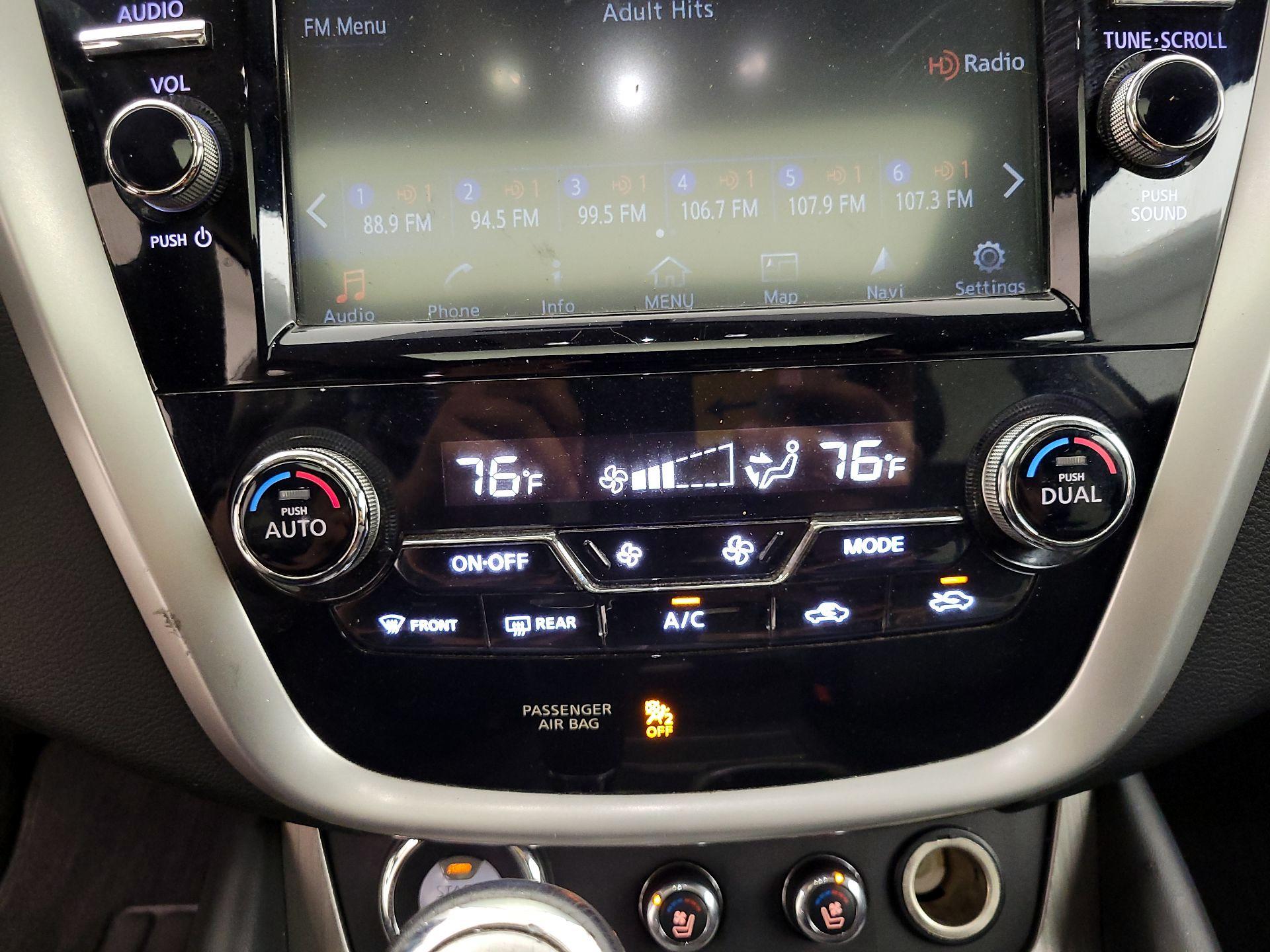 Thumbnail: 2015 Nissan Murano - 17