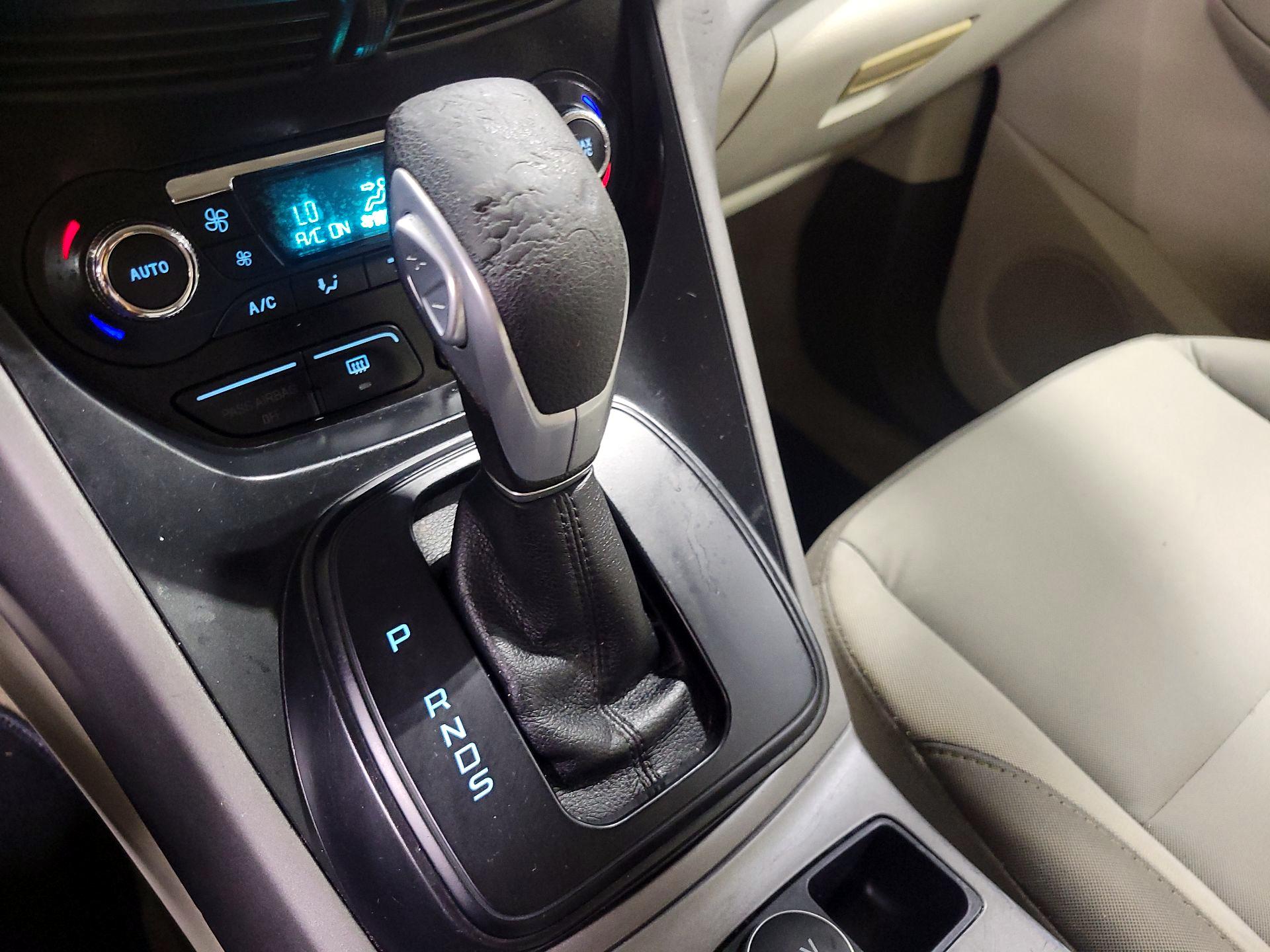 Thumbnail: 2014 Ford Escape - 17