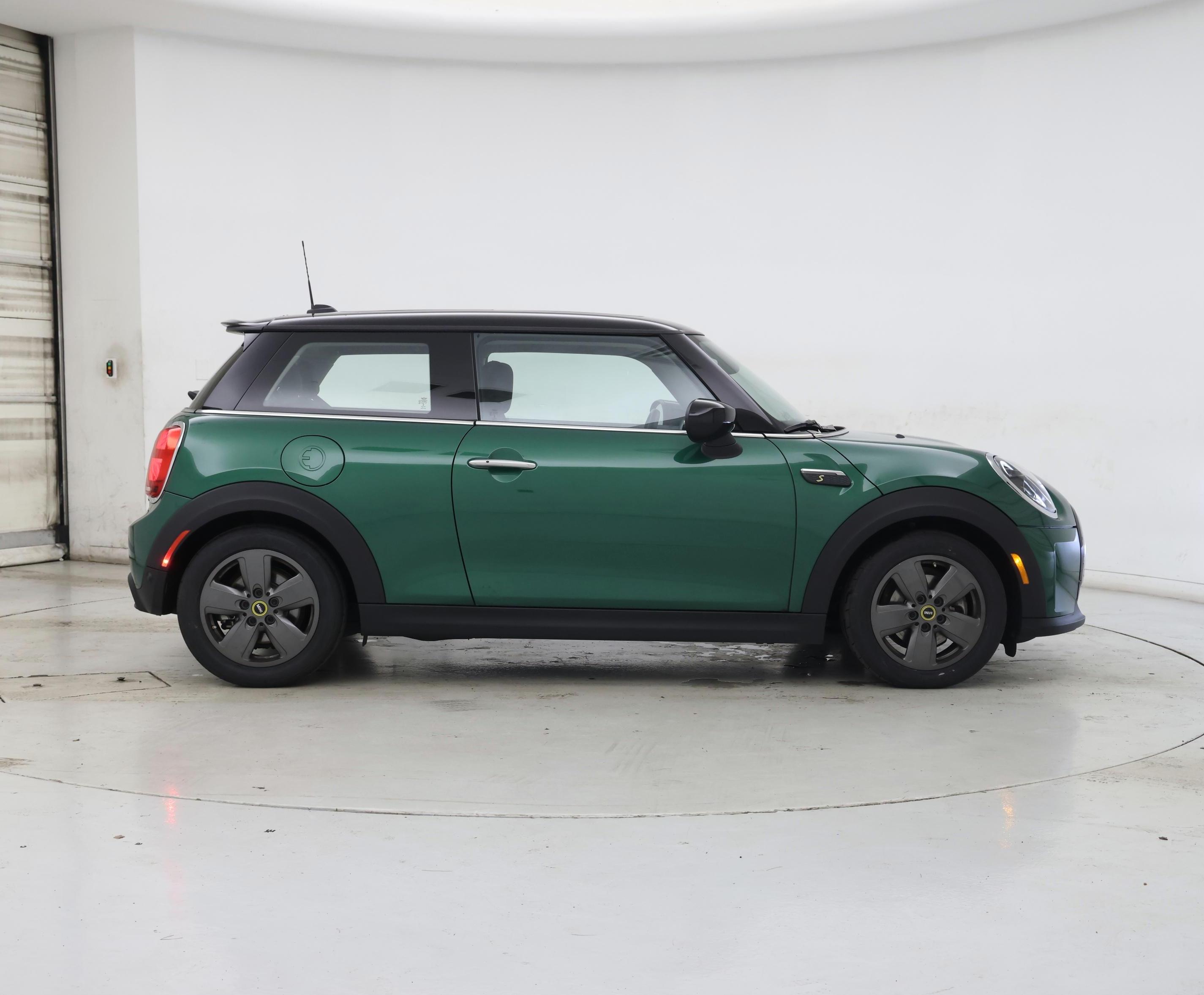 Thumbnail: 2023 MINI Cooper Hardtop - 7