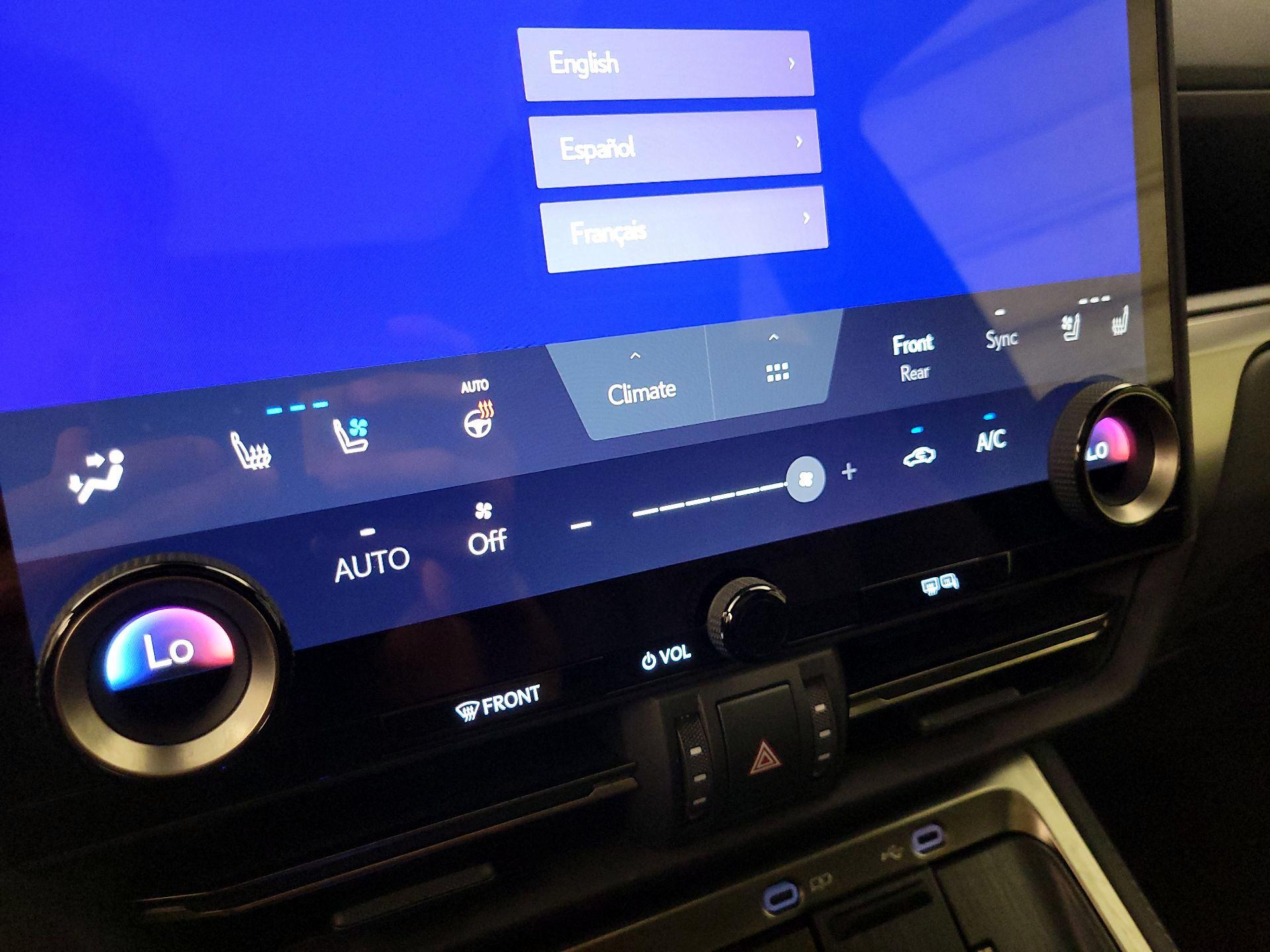 Thumbnail: 2024 Lexus GX - 16