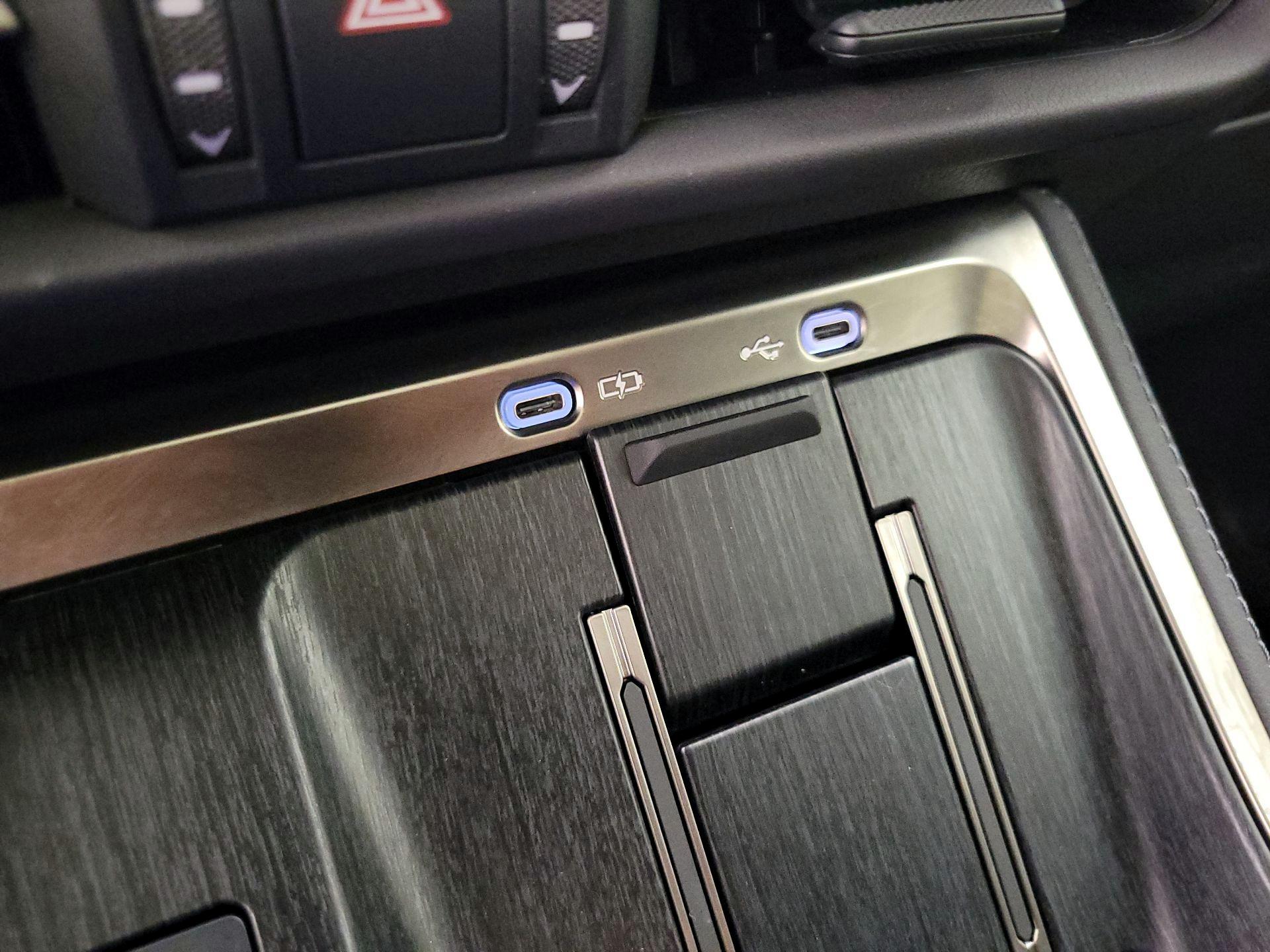 Thumbnail: 2024 Lexus GX - 18