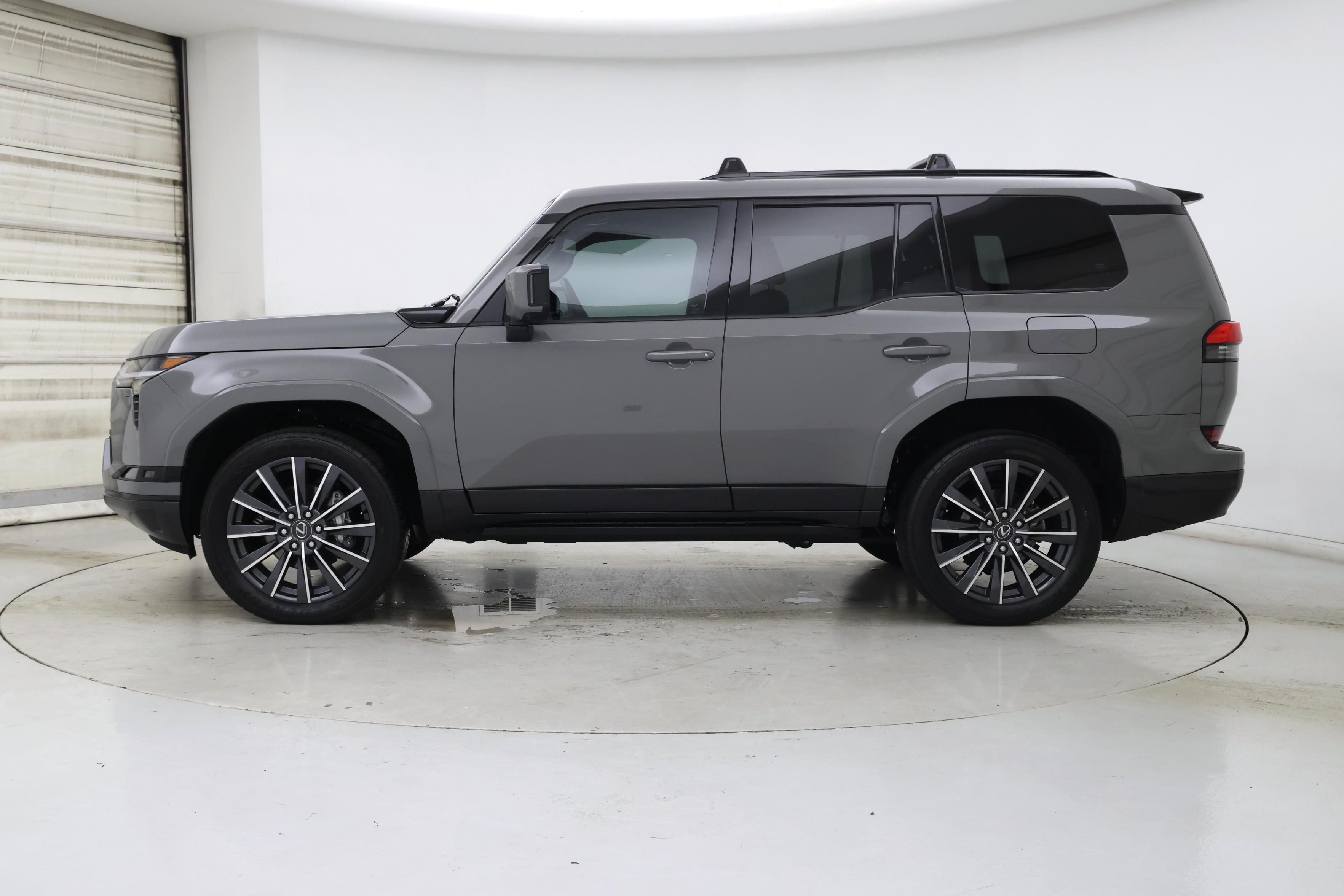 Thumbnail: 2024 Lexus GX - 3