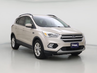 Gold 2017 Ford Escape SE