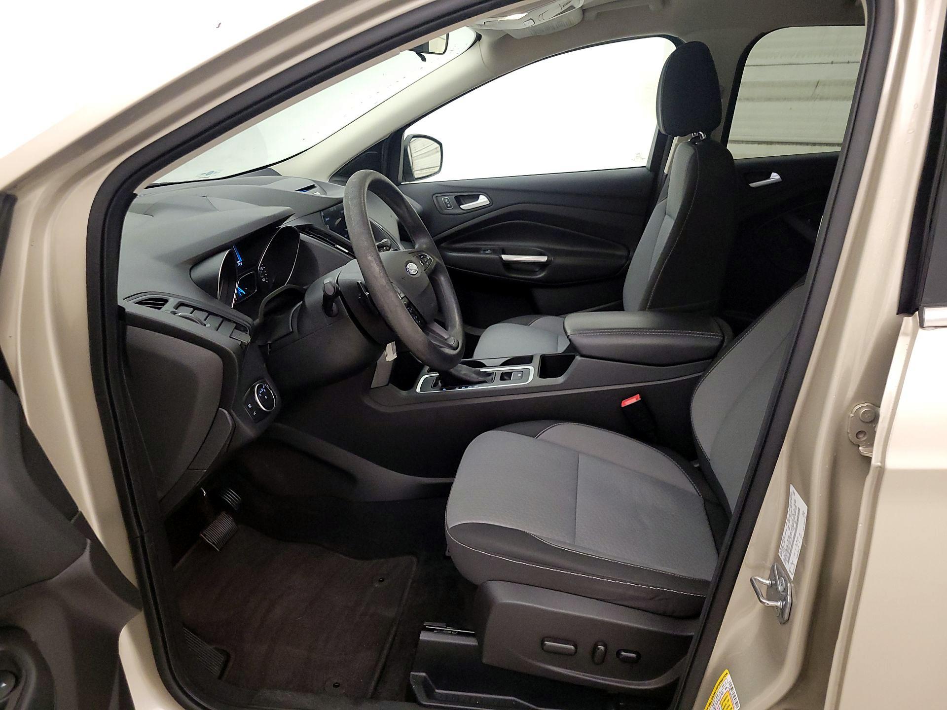 Thumbnail: 2017 Ford Escape - 11
