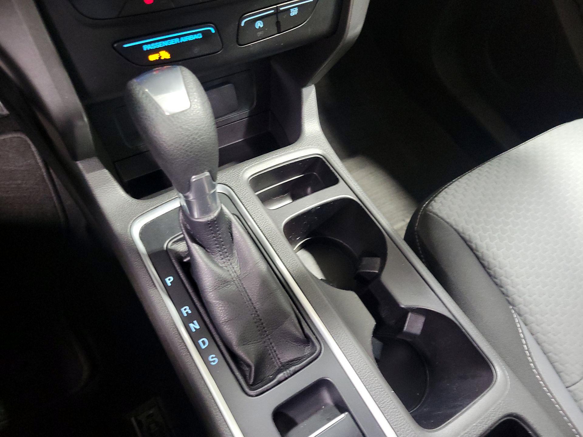 Thumbnail: 2017 Ford Escape - 17