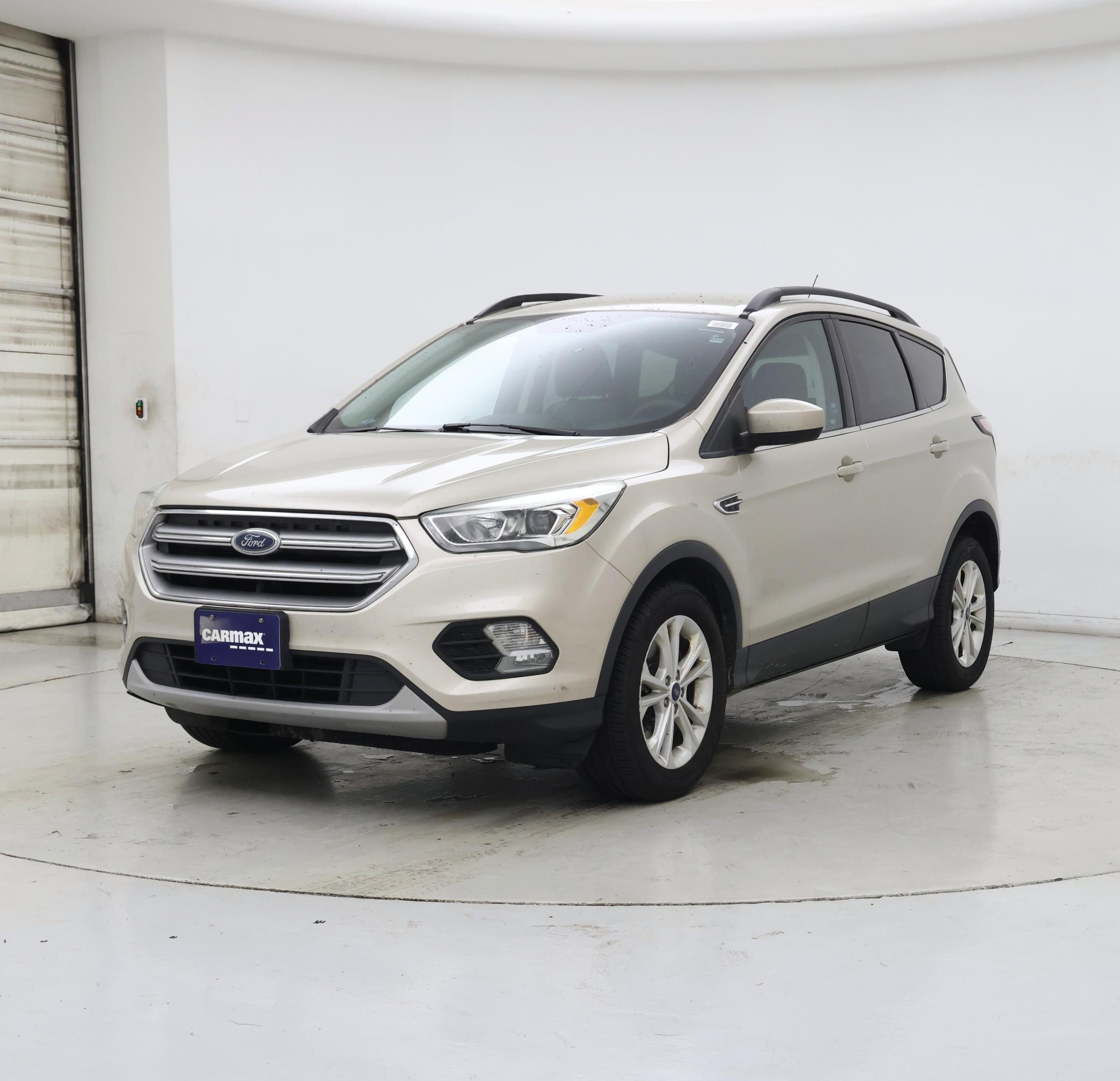 Thumbnail: 2017 Ford Escape - 4