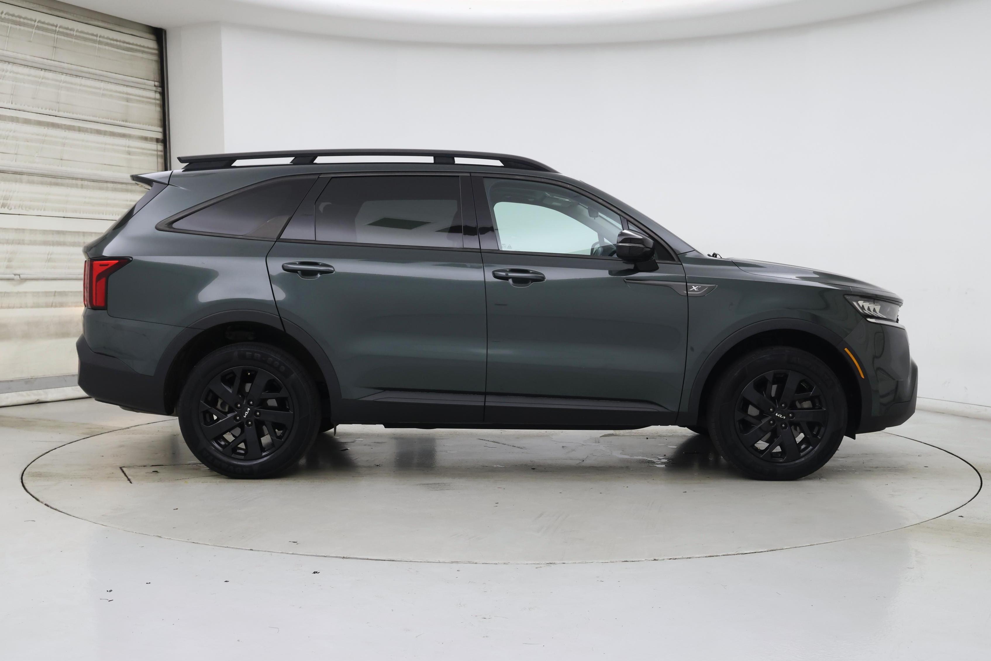 Thumbnail: 2022 Kia Sorento - 7