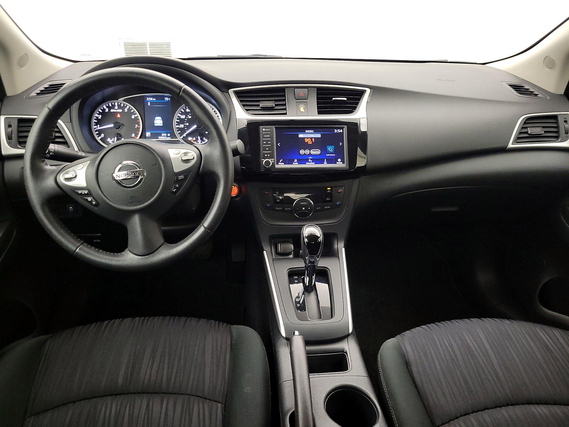 Thumbnail: 2019 Nissan Sentra - 9