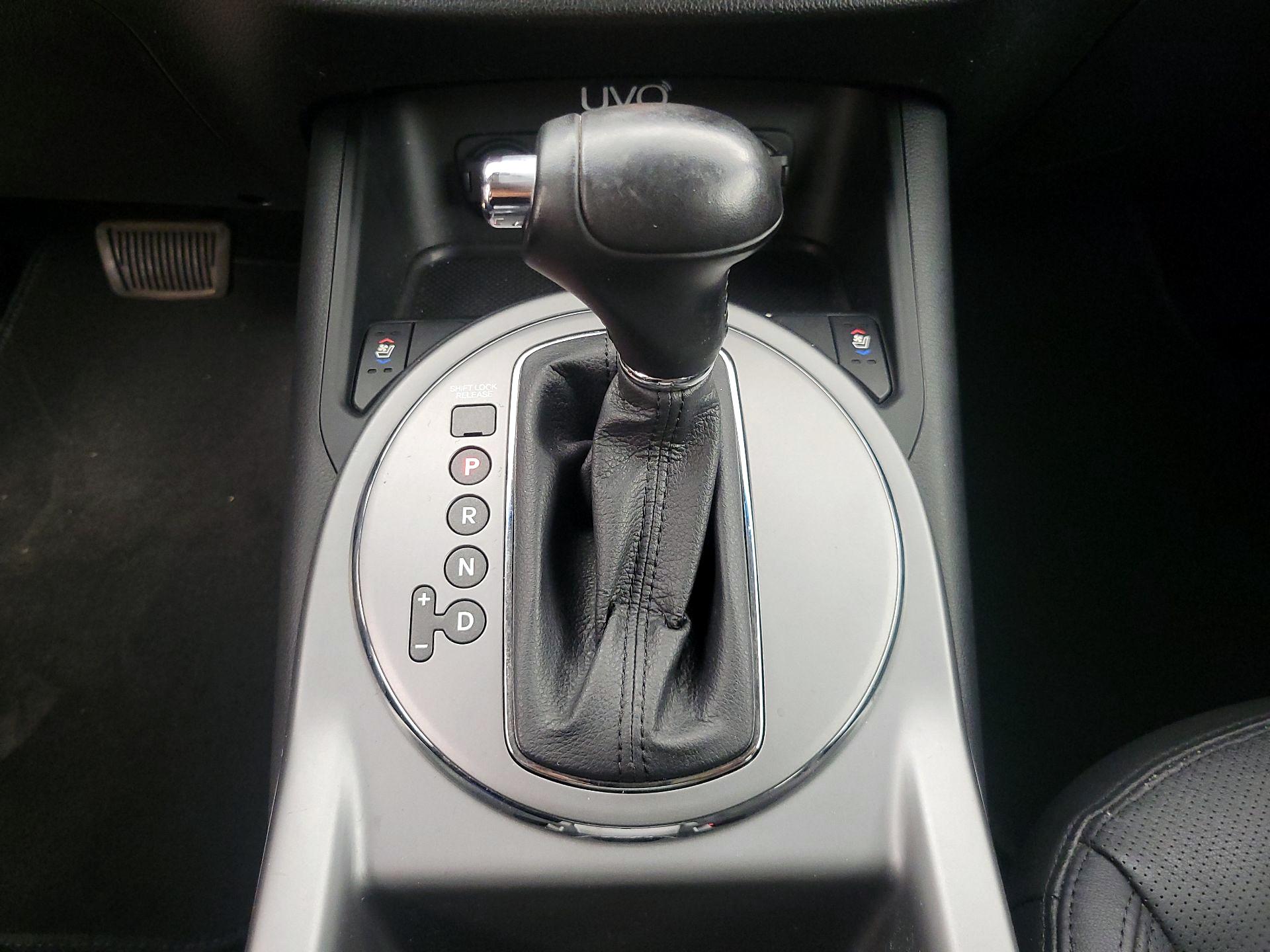 Thumbnail: 2015 Kia Sportage - 18