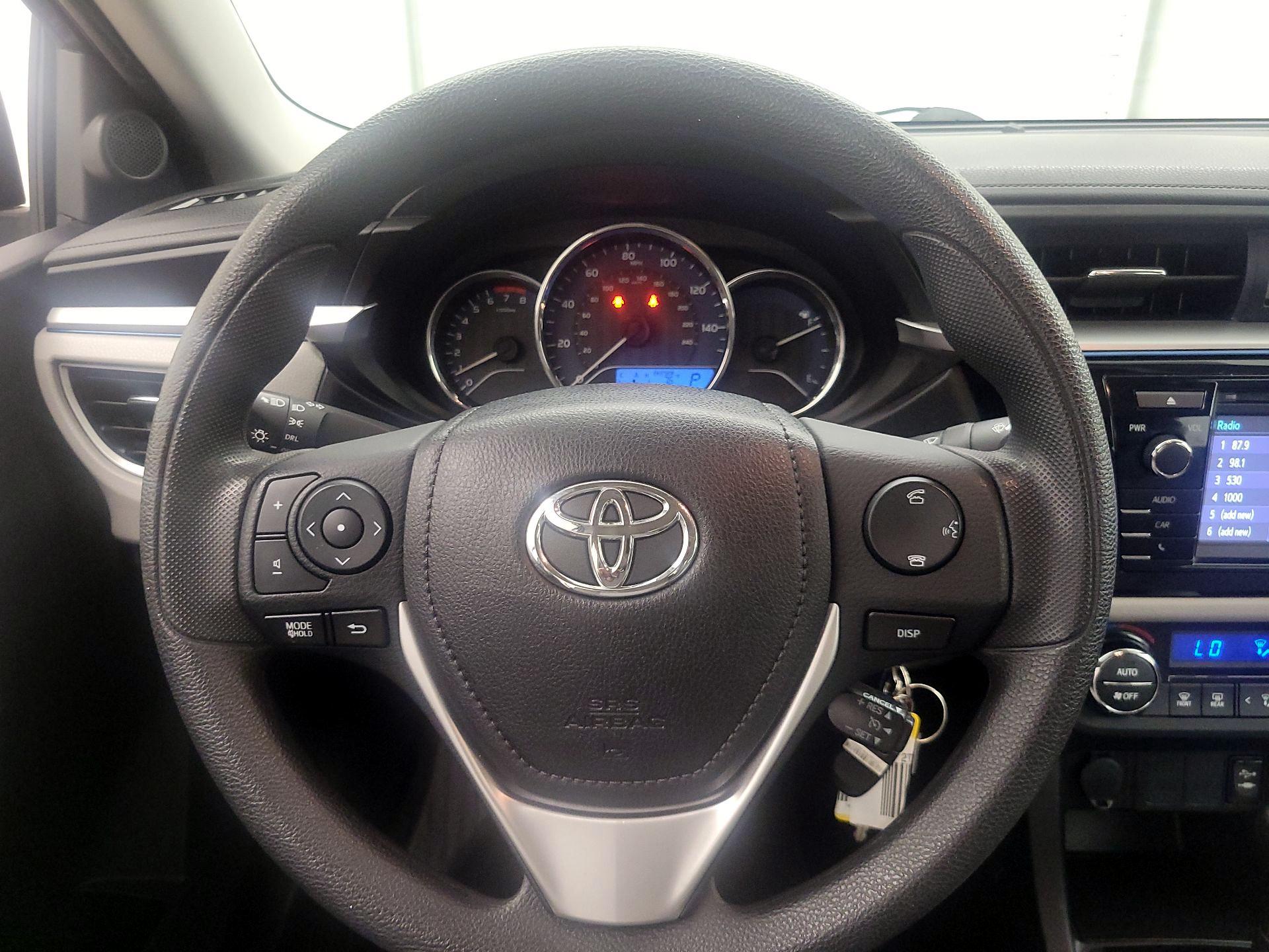 Thumbnail: 2016 Toyota Corolla - 10