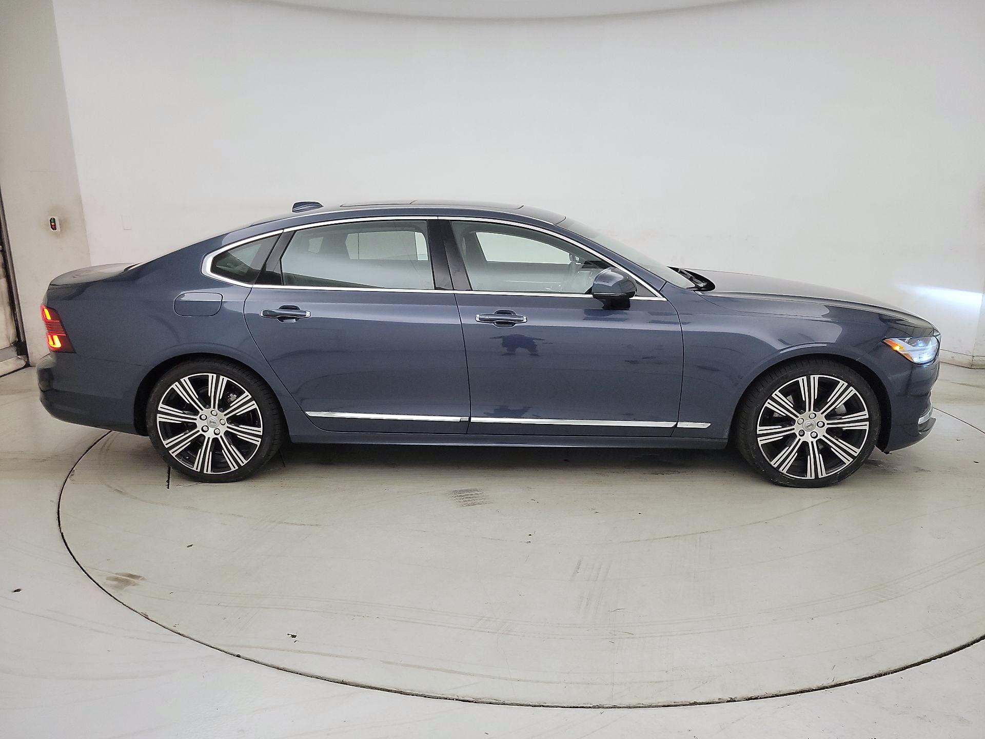 Thumbnail: 2022 Volvo S90 - 4