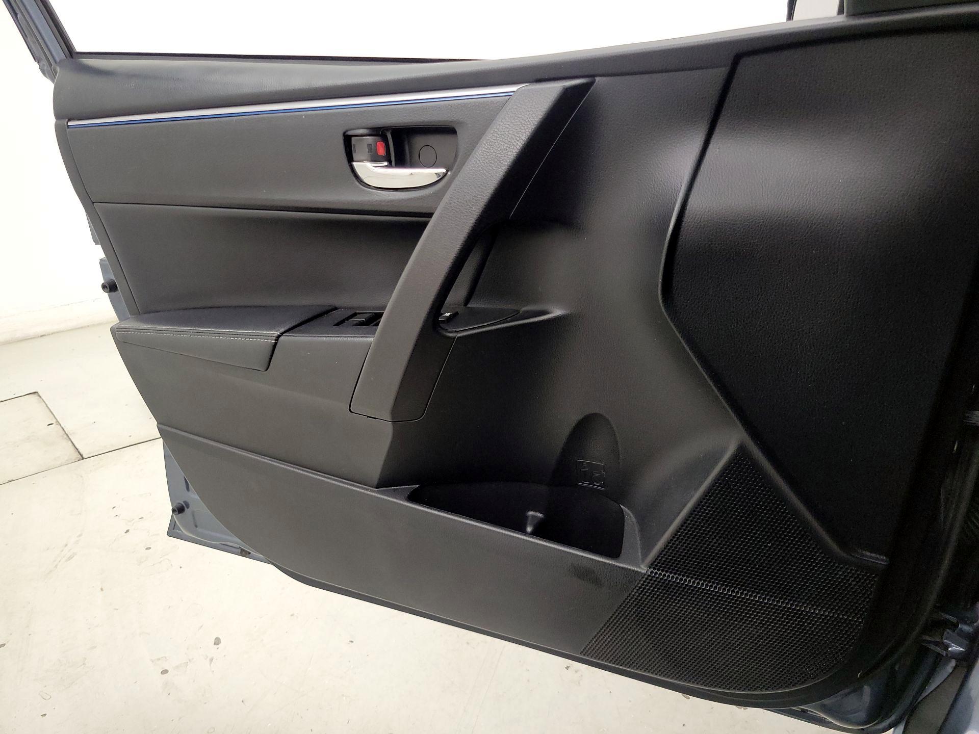Thumbnail: 2014 Toyota Corolla - 12