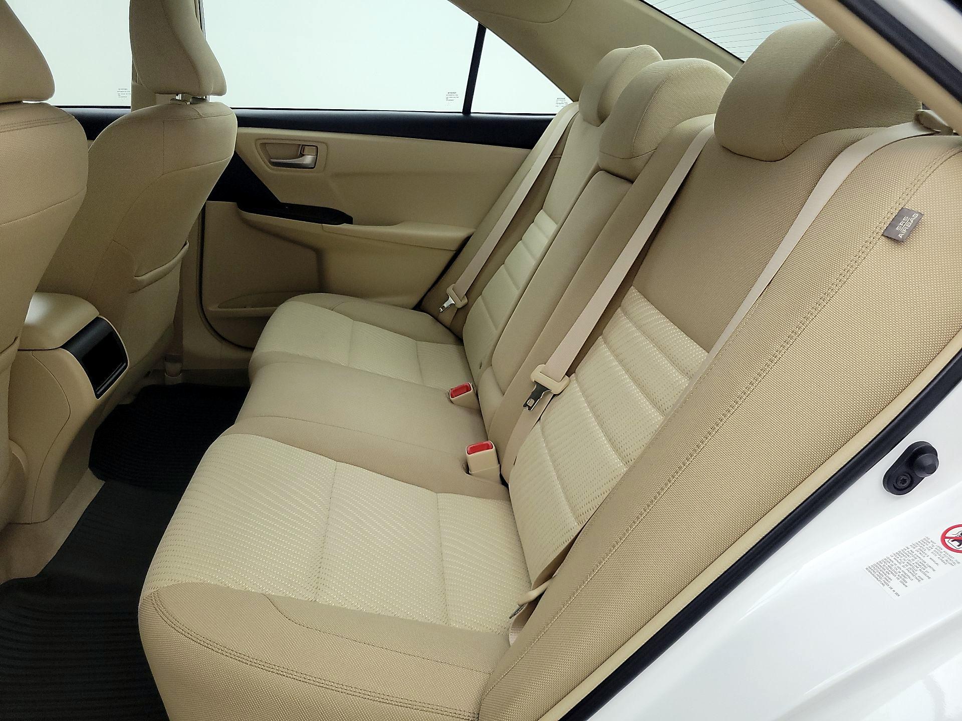 Thumbnail: 2017 Toyota Camry - 19