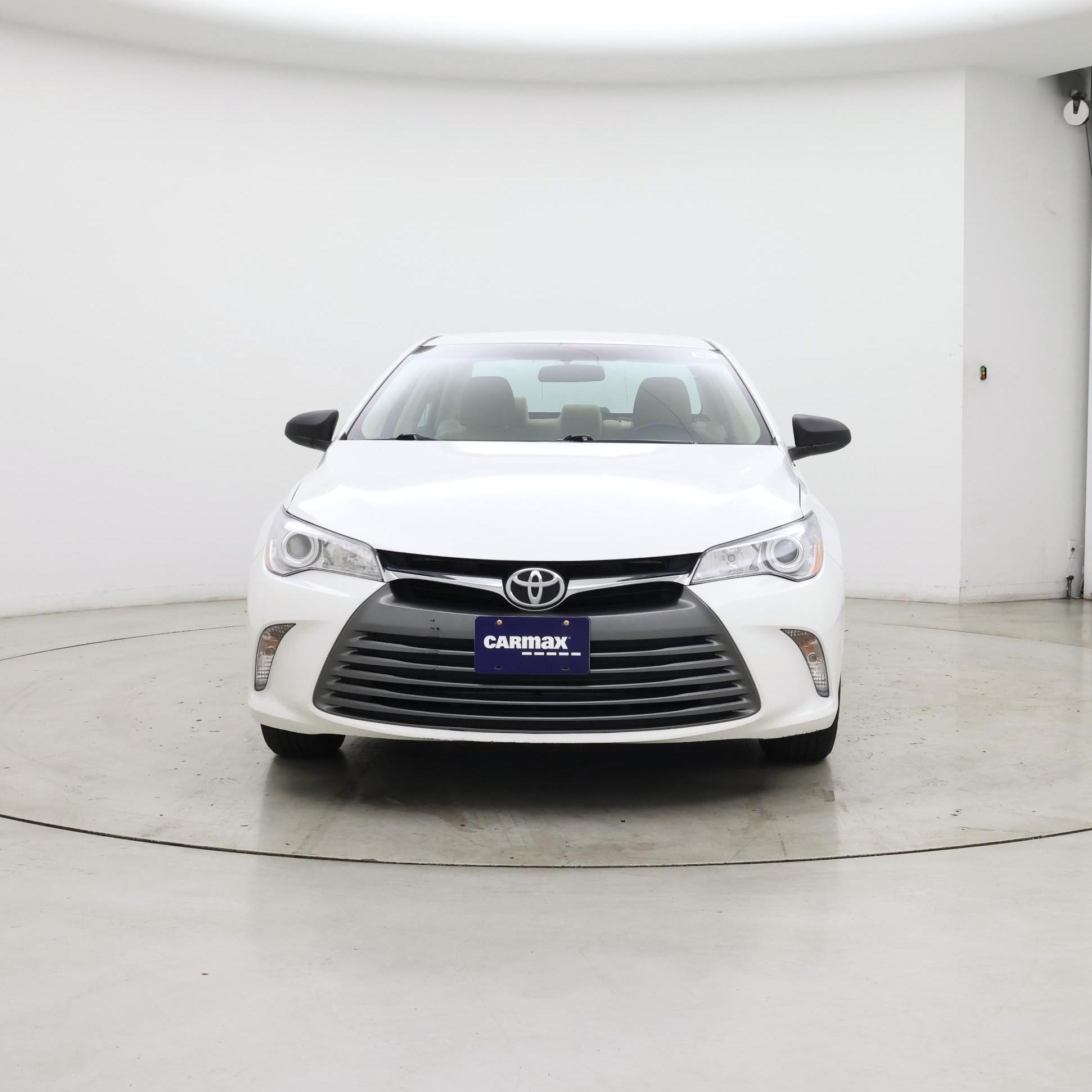 Thumbnail: 2017 Toyota Camry - 5