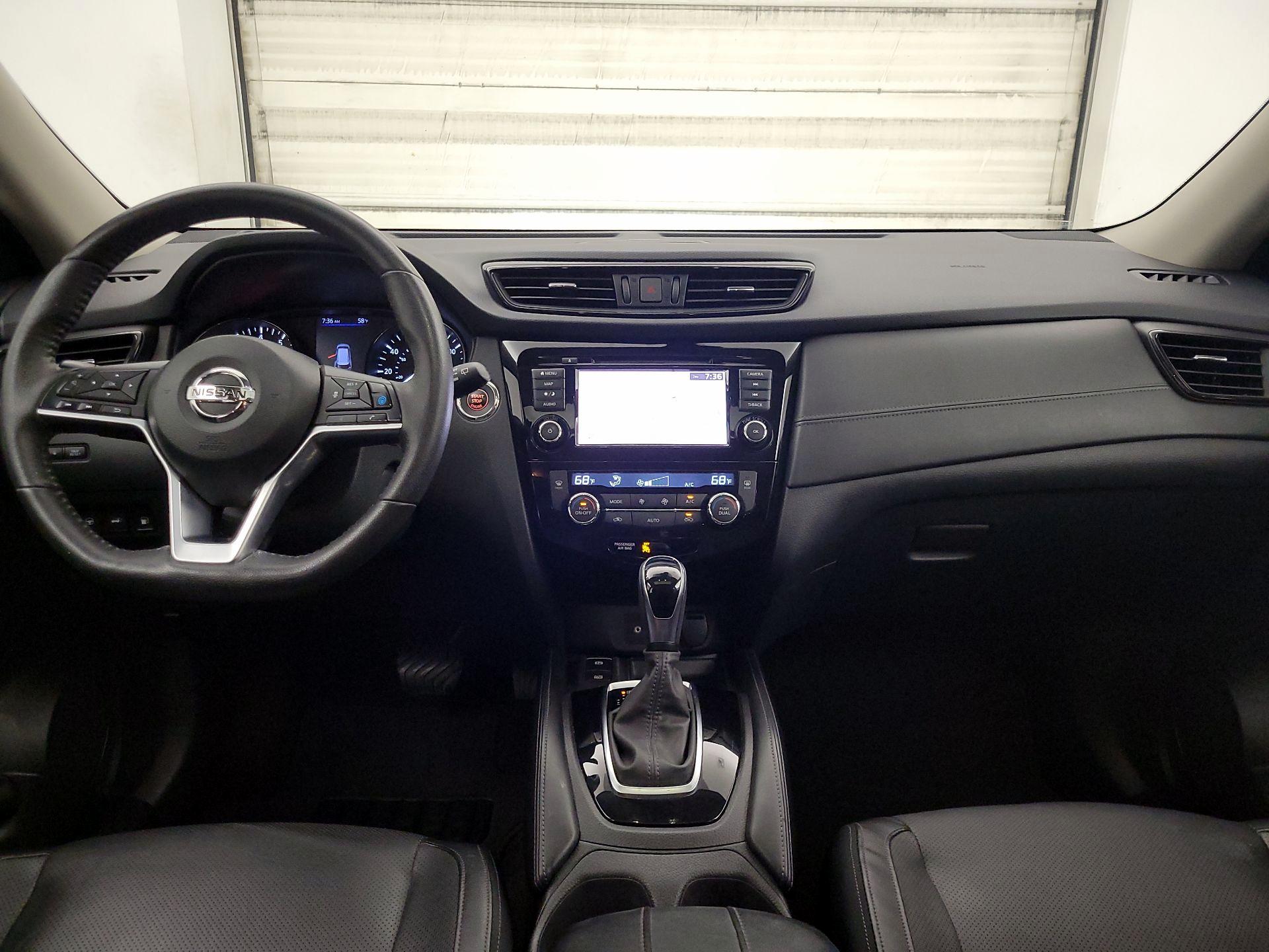Thumbnail: 2020 Nissan Rogue - 9