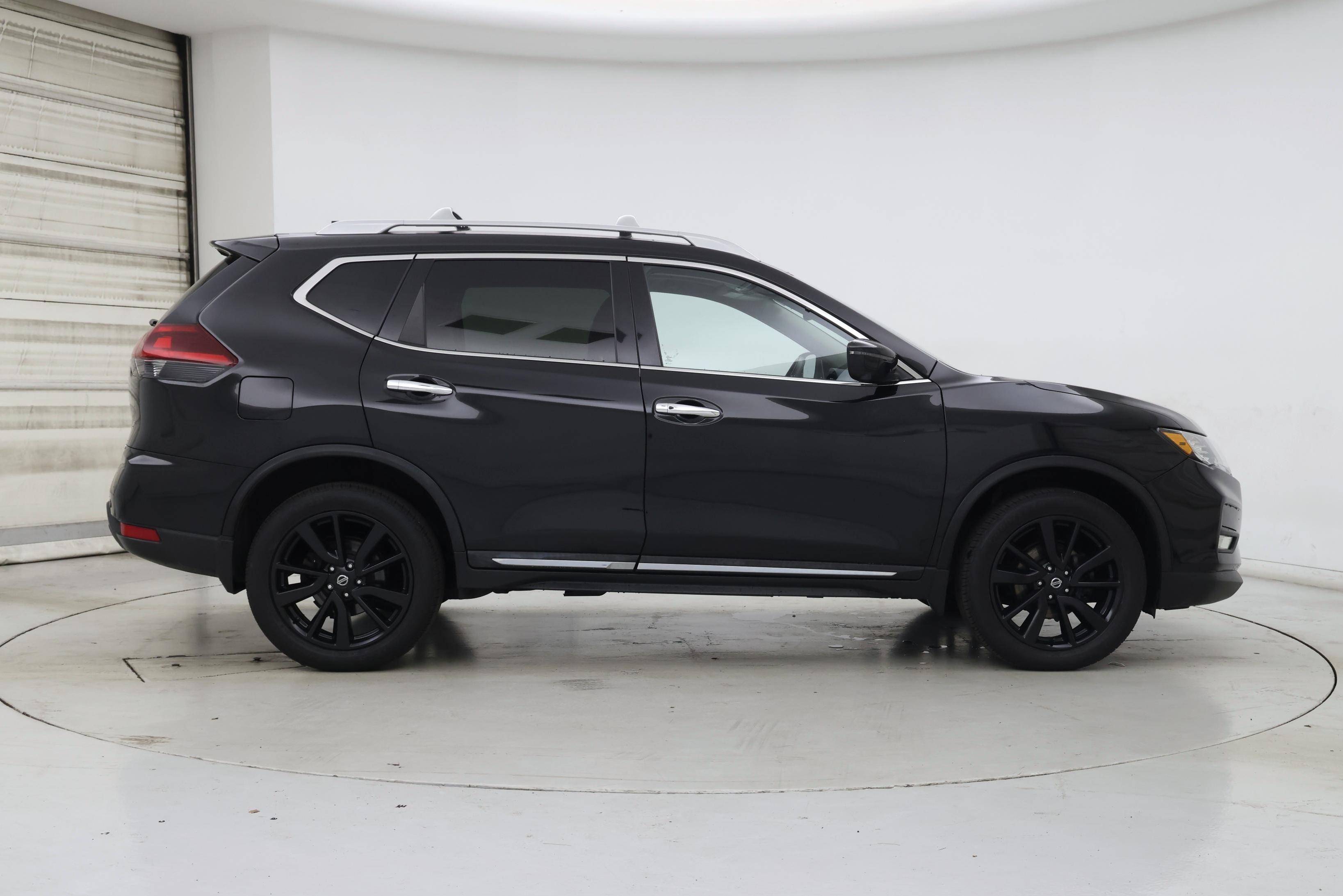 Thumbnail: 2020 Nissan Rogue - 7