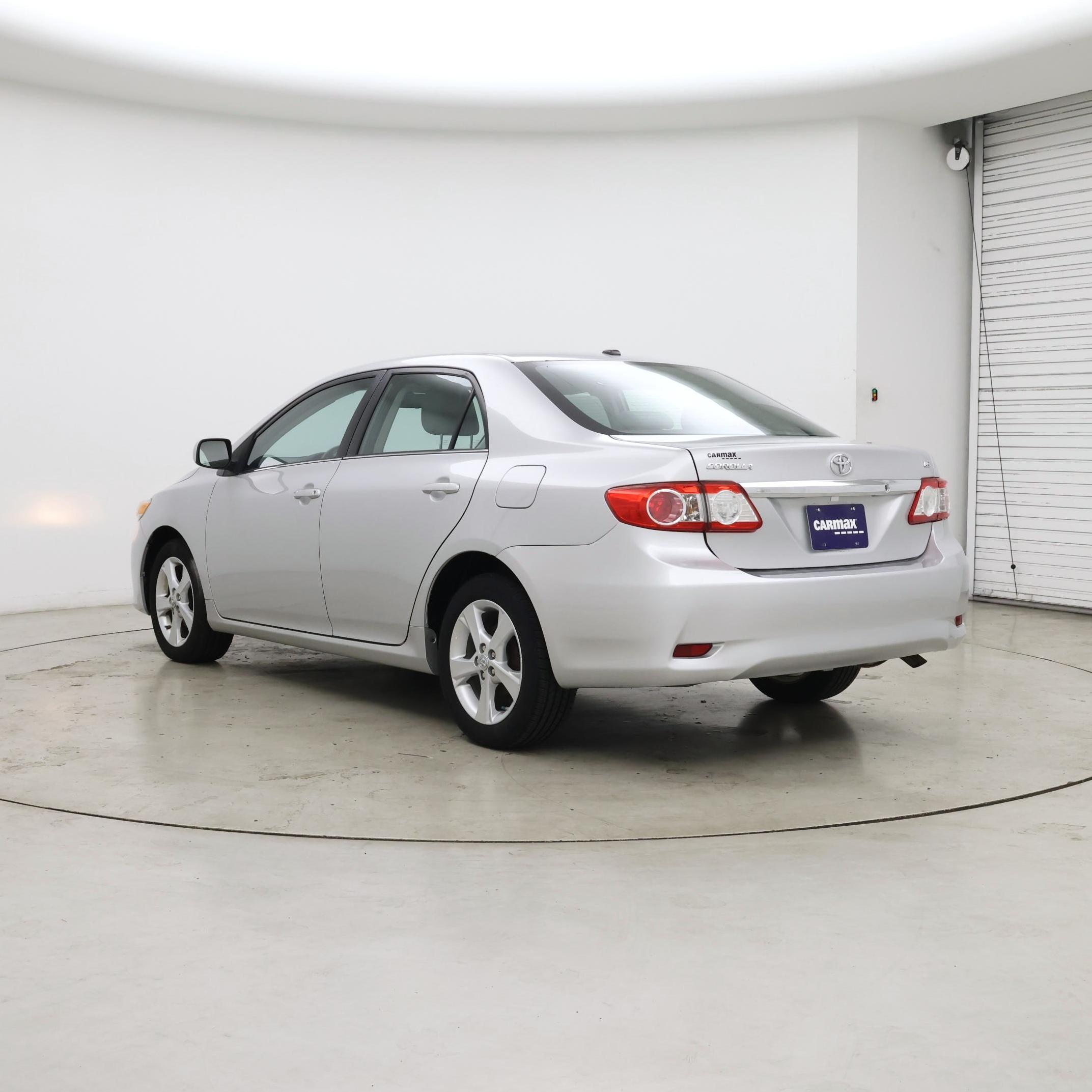 Thumbnail: 2013 Toyota Corolla - 2