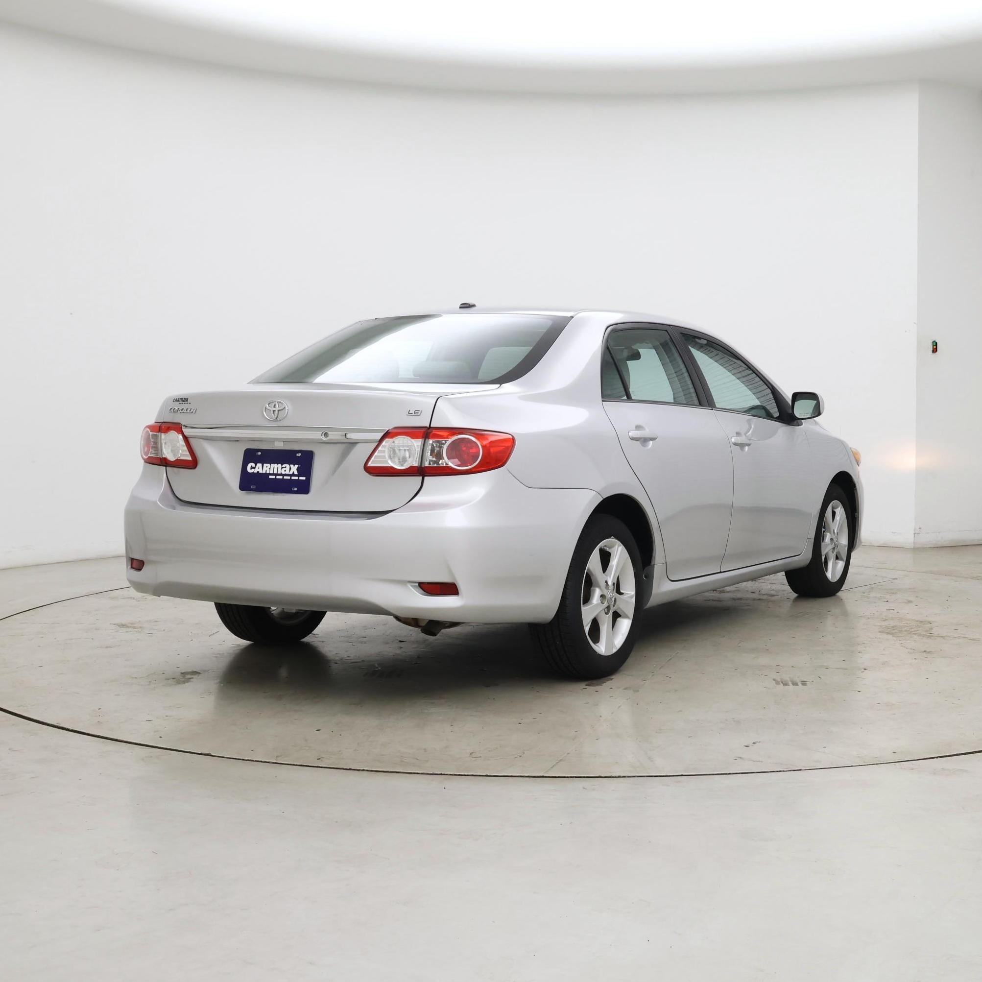 Thumbnail: 2013 Toyota Corolla - 8