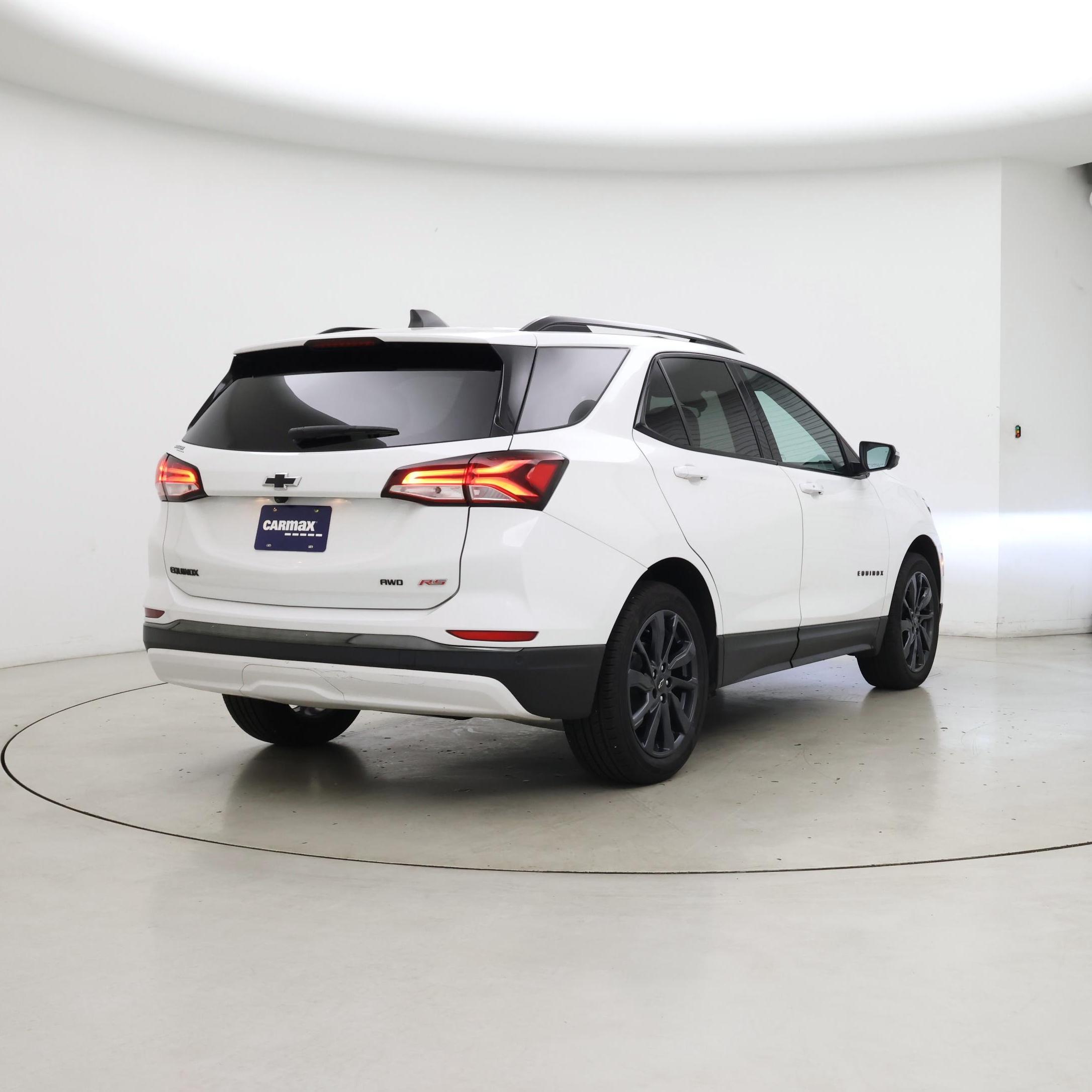 Thumbnail: 2022 Chevrolet Equinox - 8