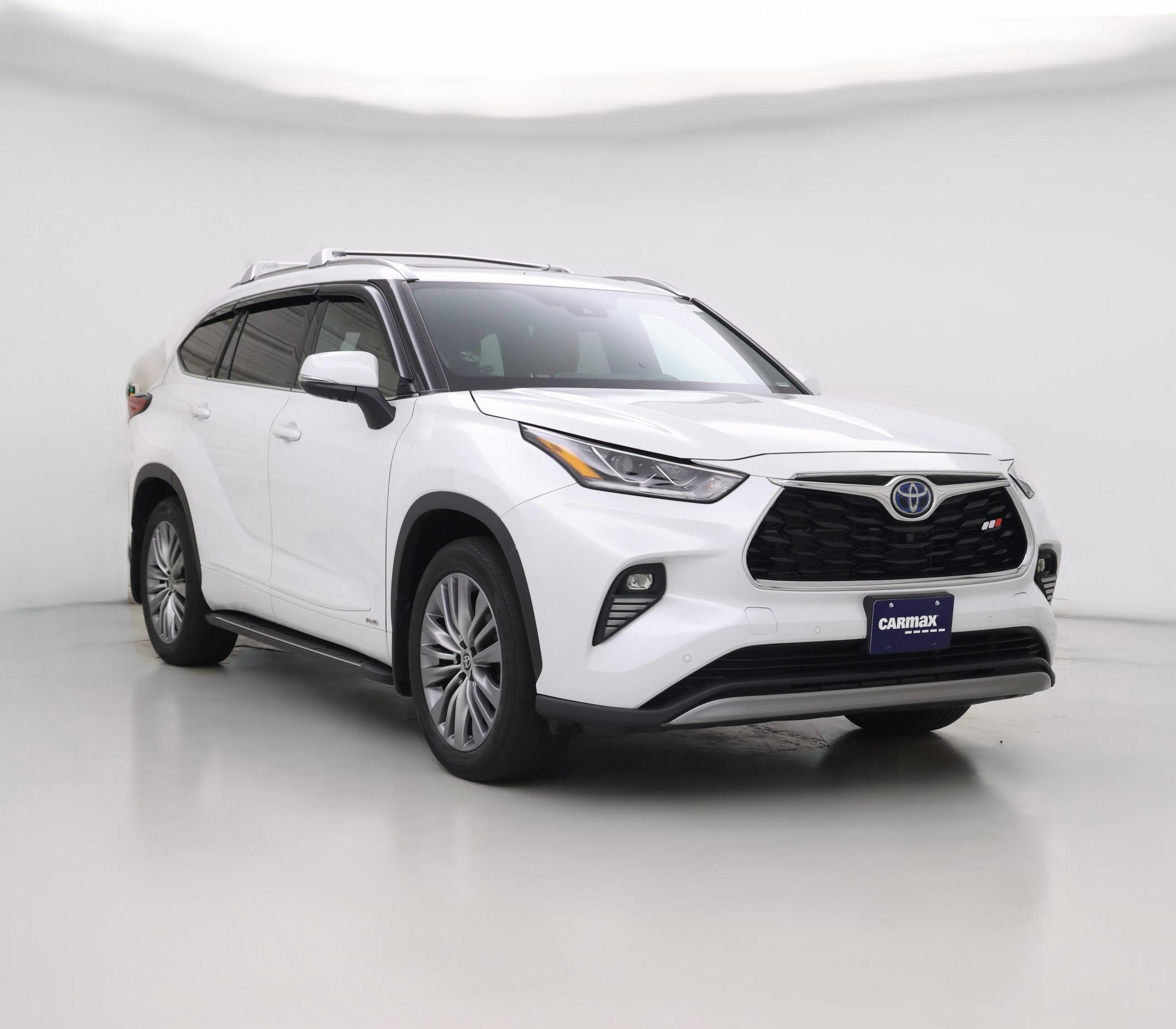 Thumbnail: 2022 Toyota Highlander - 1