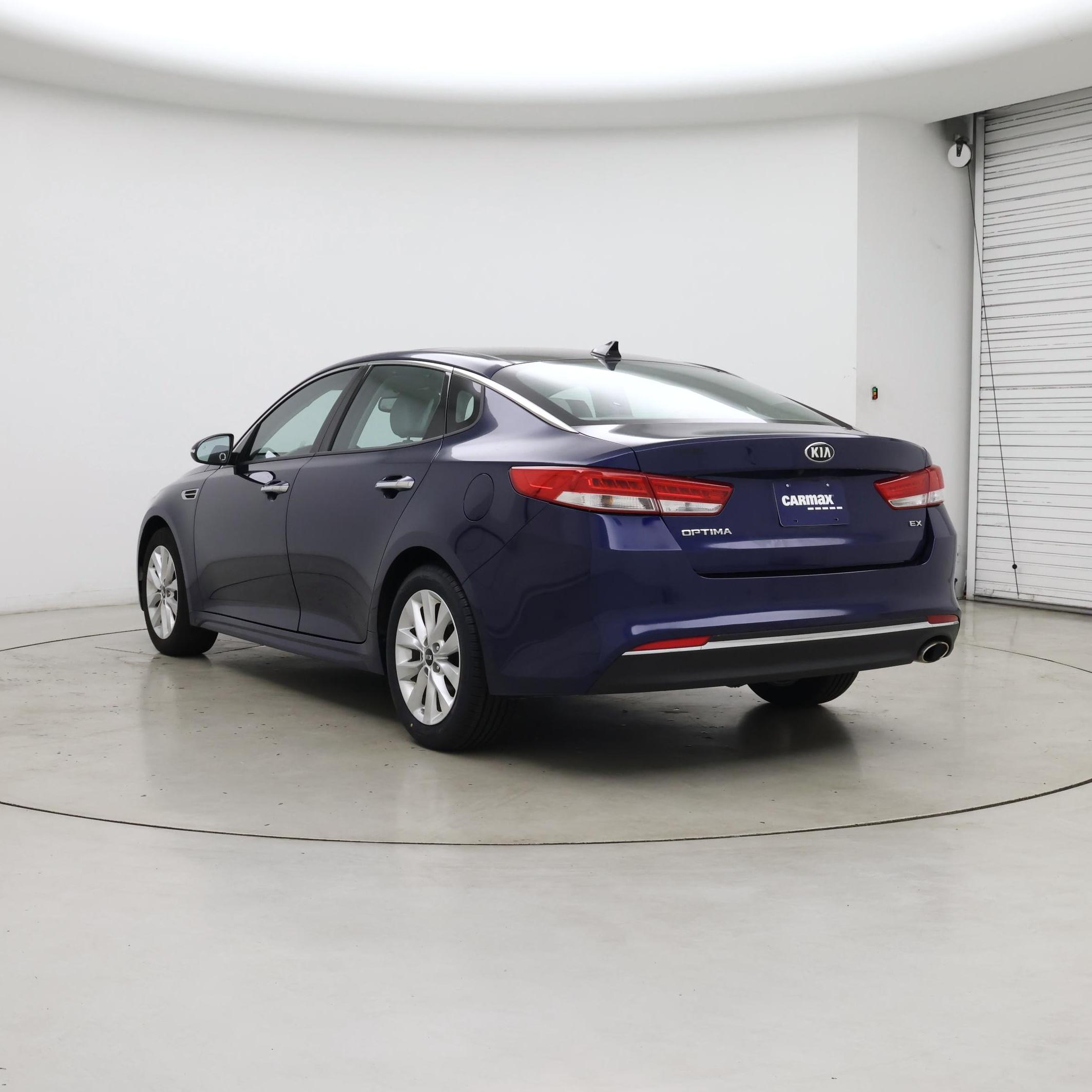Thumbnail: 2016 Kia Optima - 2
