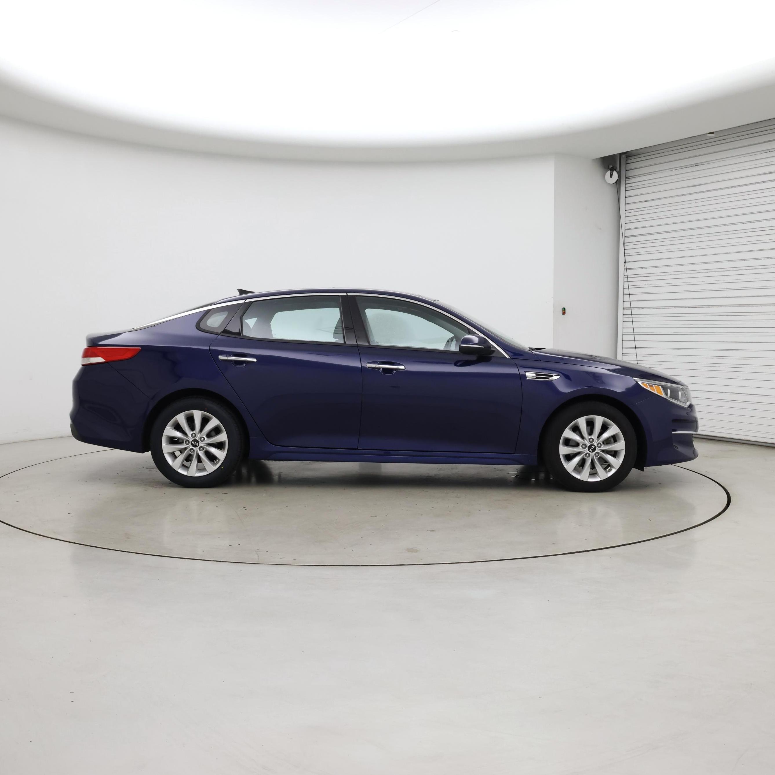 Thumbnail: 2016 Kia Optima - 7