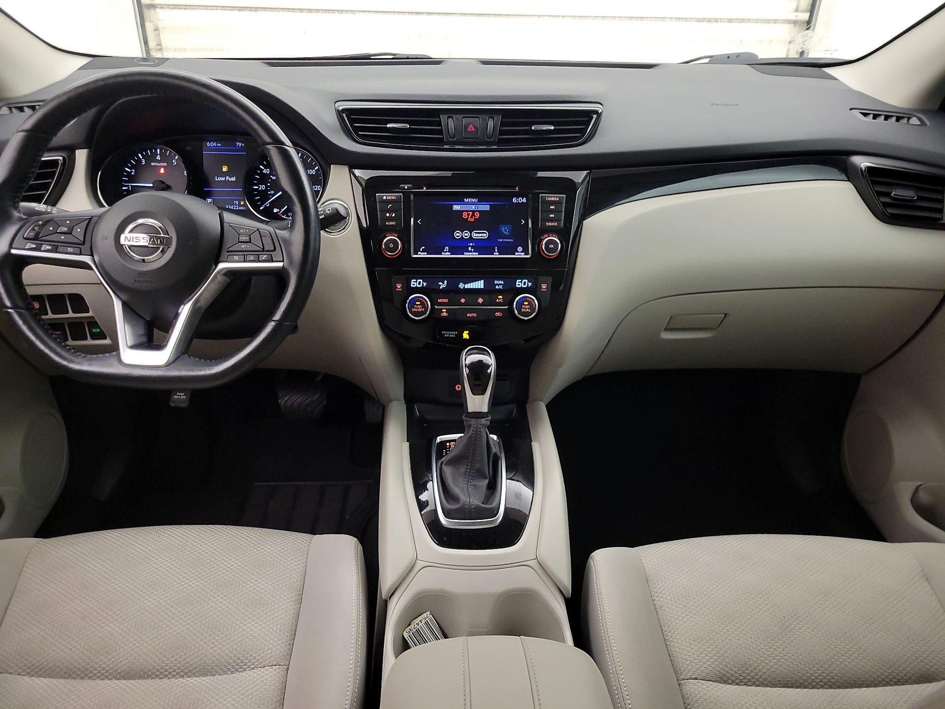 Thumbnail: 2019 Nissan Rogue Sport - 9