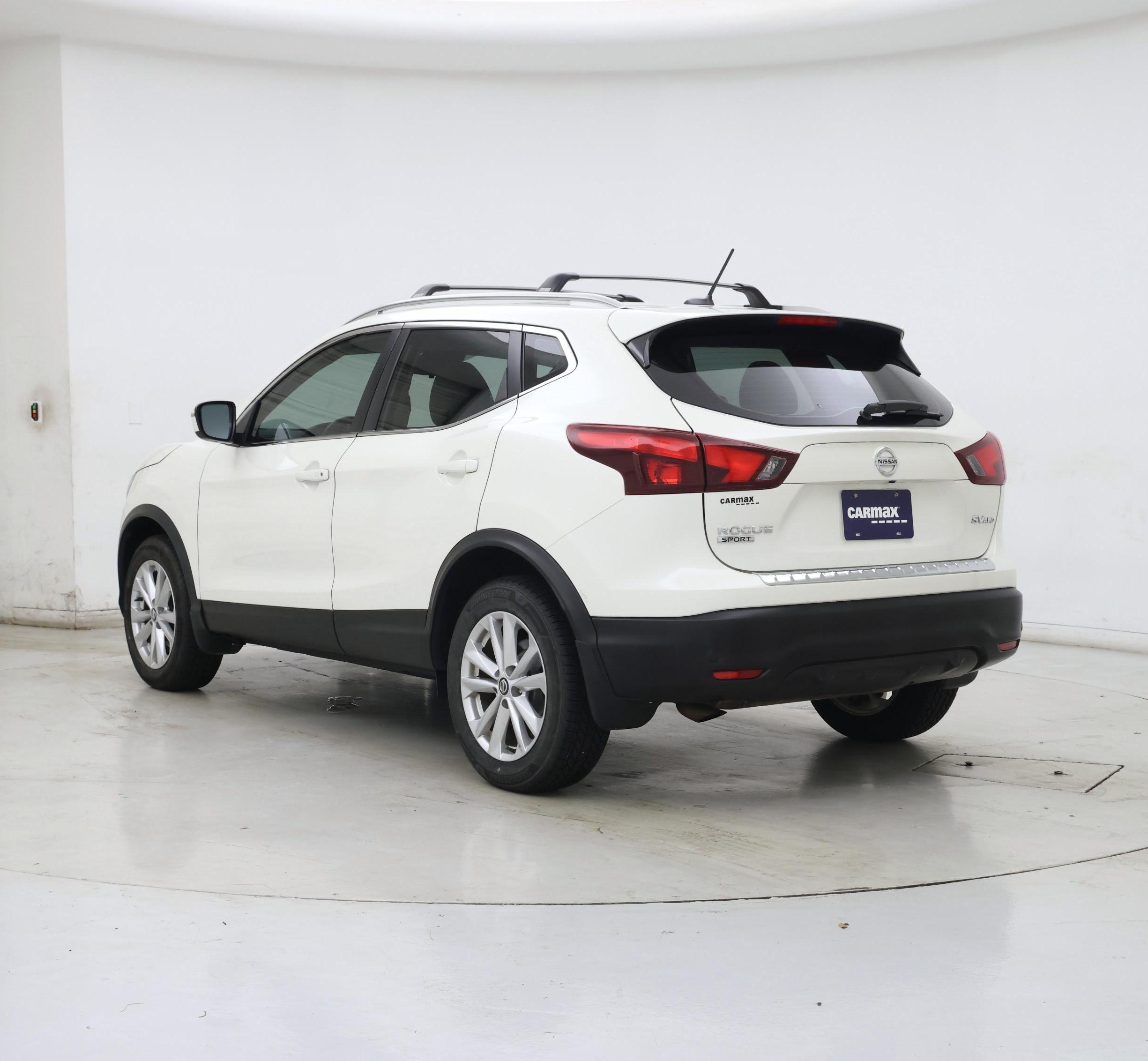 Thumbnail: 2019 Nissan Rogue Sport - 2
