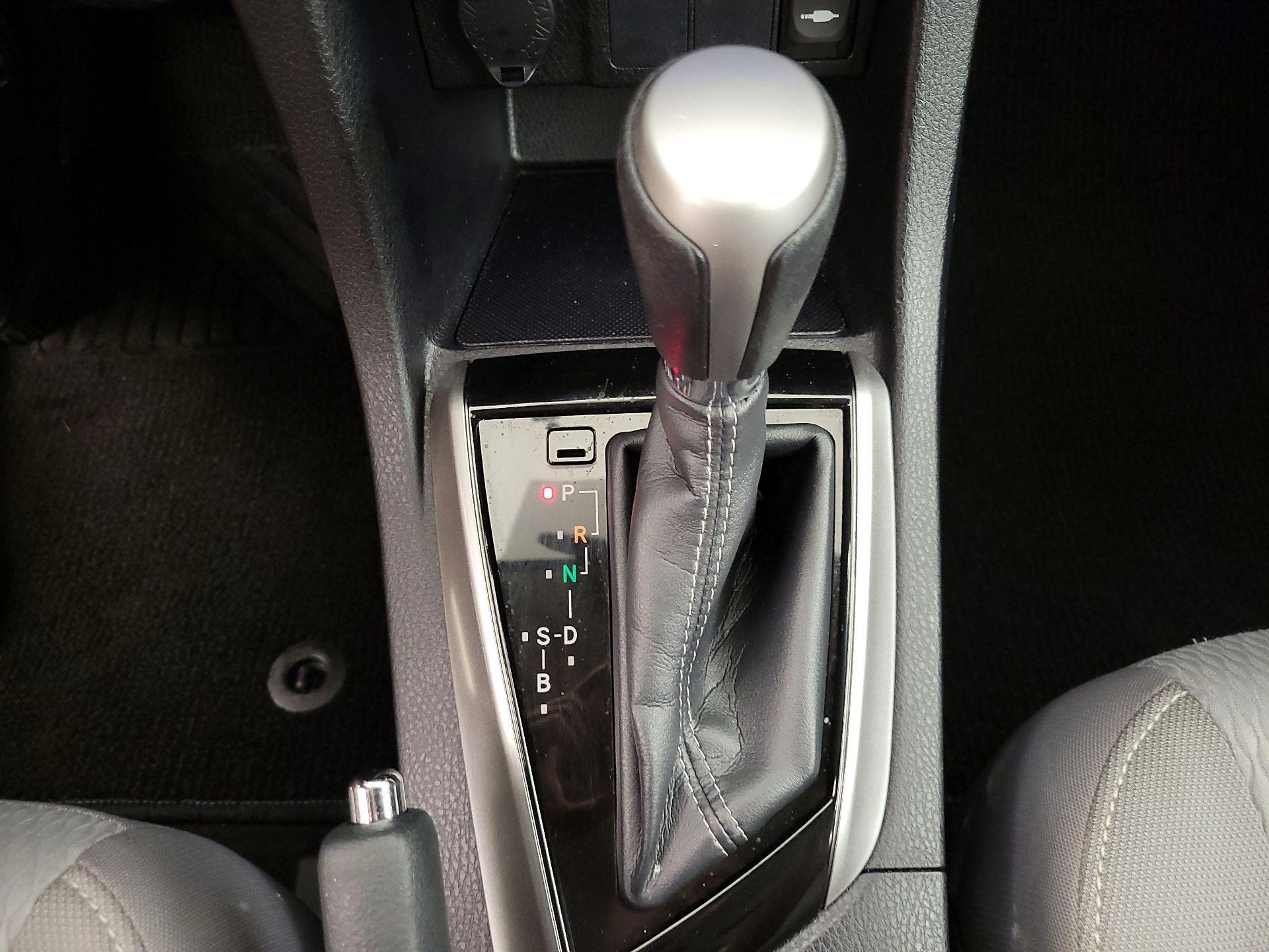 Thumbnail: 2016 Toyota Corolla - 17